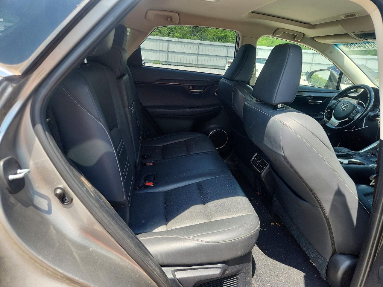 2015 Lexus Nx 200t Silver vin: JTJBARBZ4F2009025