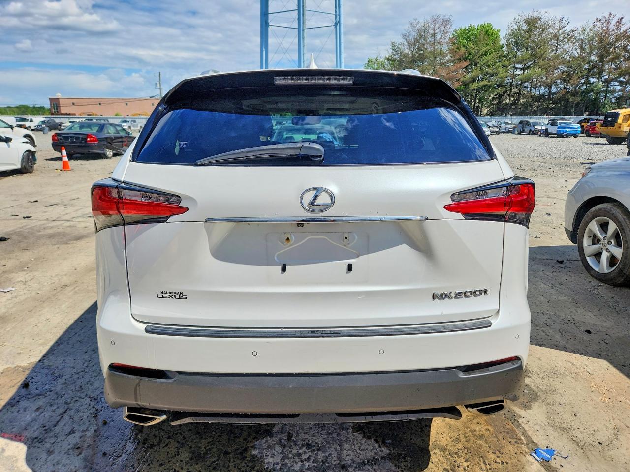 2015 Lexus Nx 200t Белый vin: JTJBARBZ4F2017187