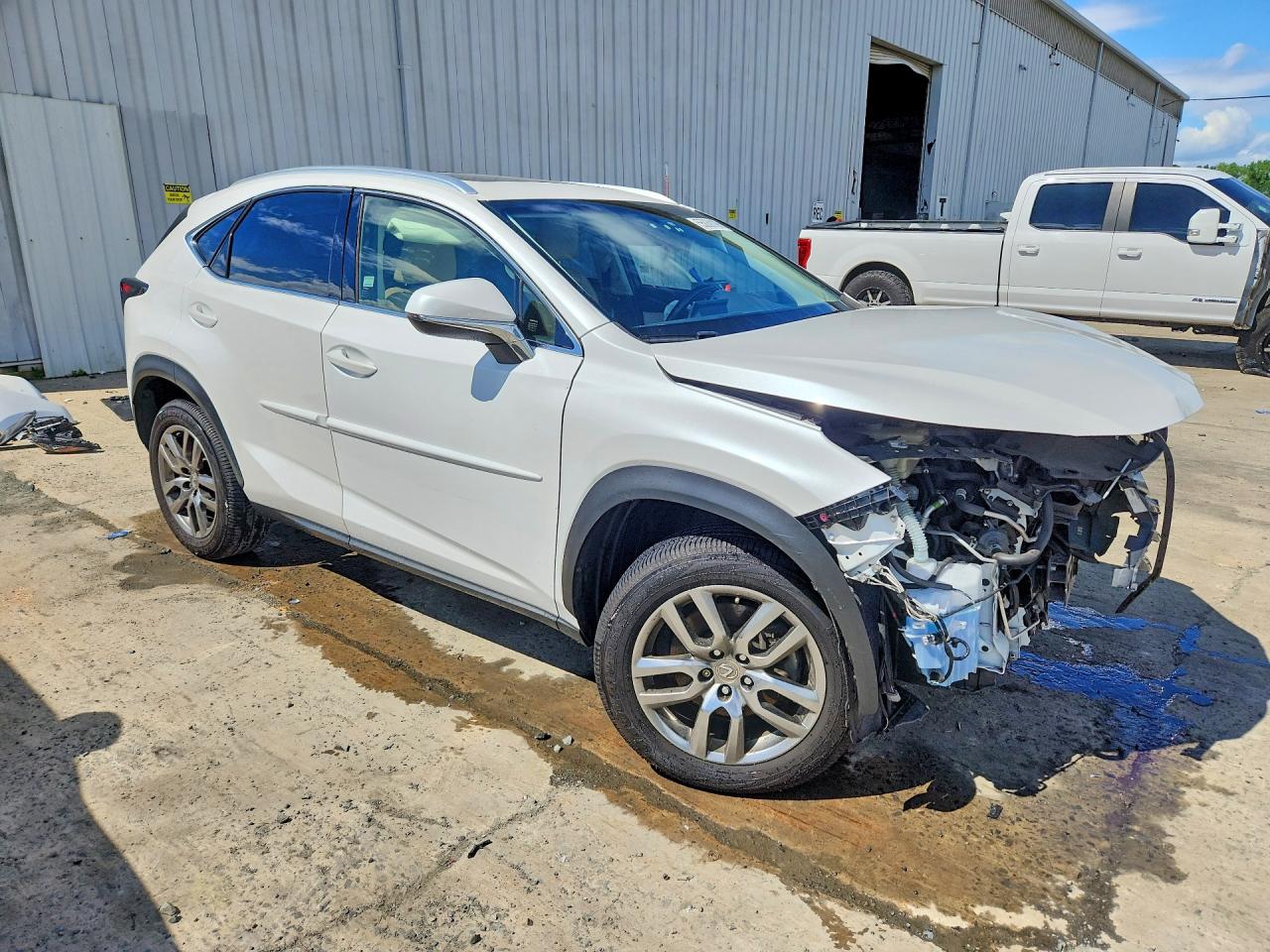 2015 Lexus Nx 200t Белый vin: JTJBARBZ4F2017187