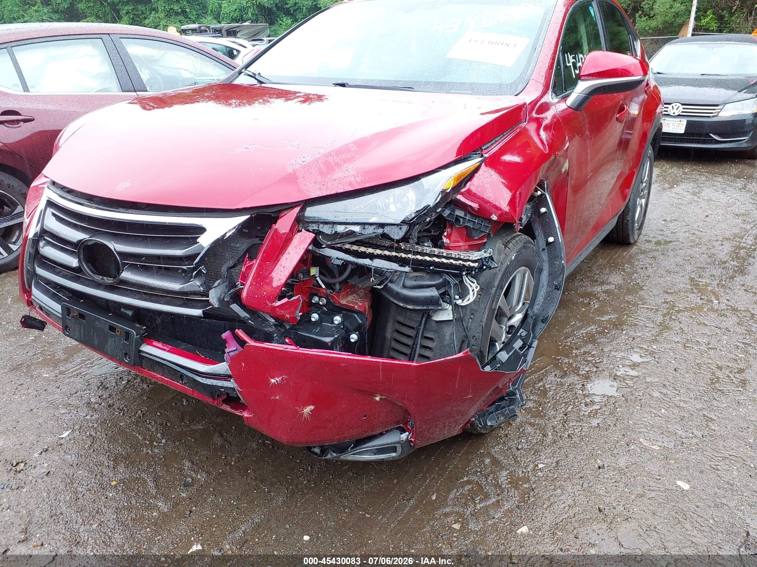 2015 Lexus Nx 200t   Red vin: JTJBARBZ4F2029209