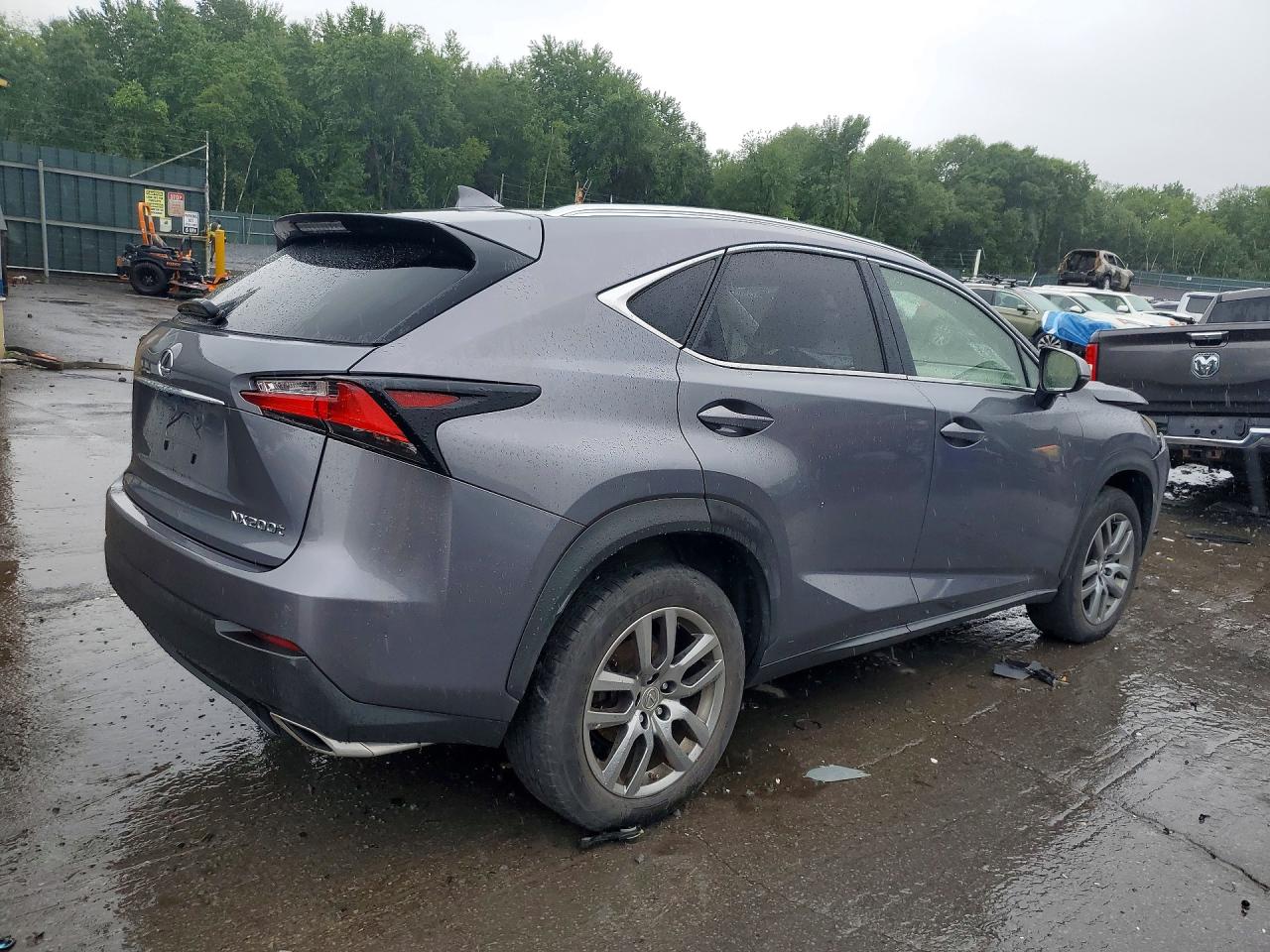2015 Lexus Nx 200t Серебряный vin: JTJBARBZ5F2011219