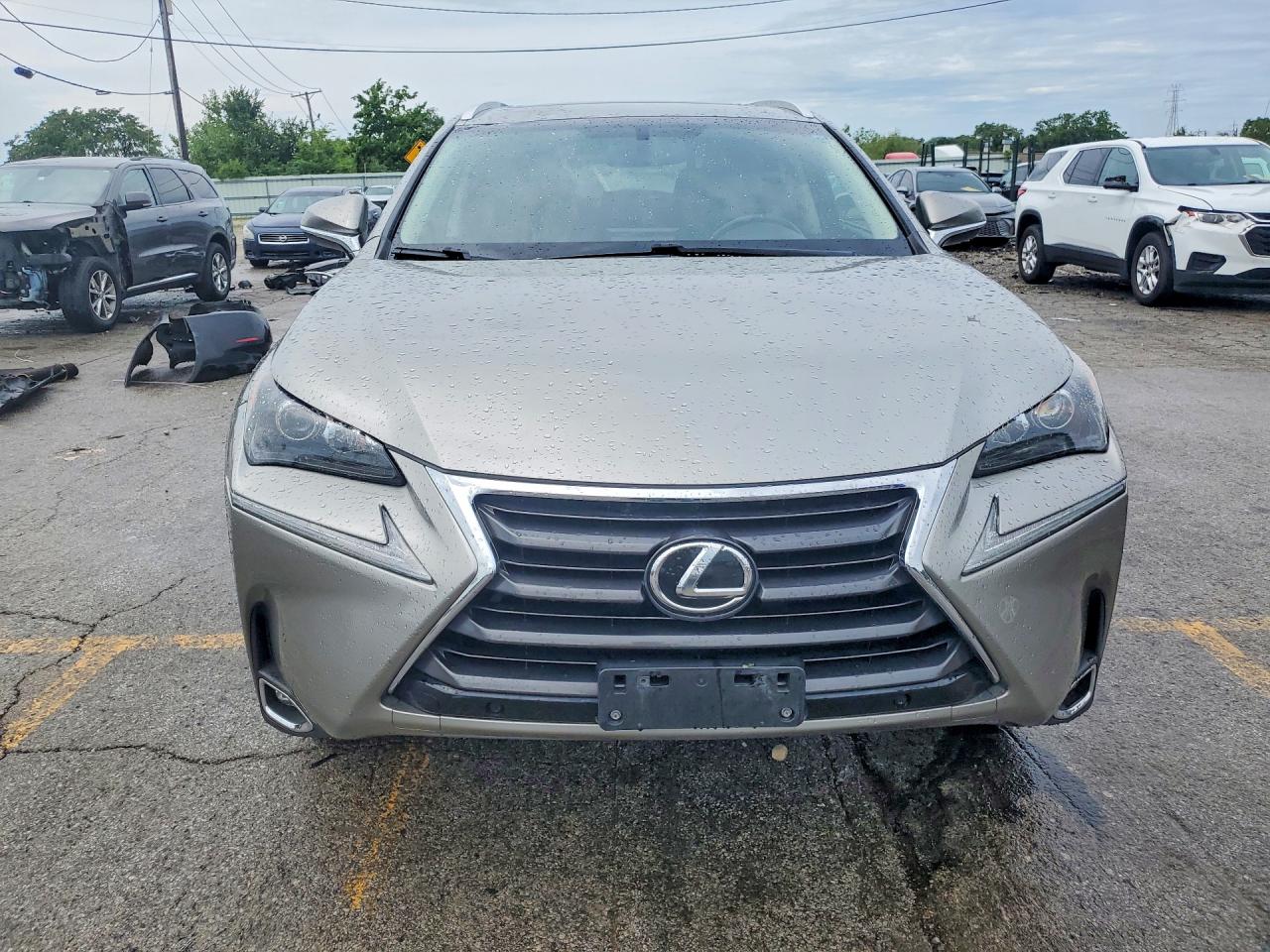 2015 Lexus Nx 200t Tan vin: JTJBARBZ5F2036136