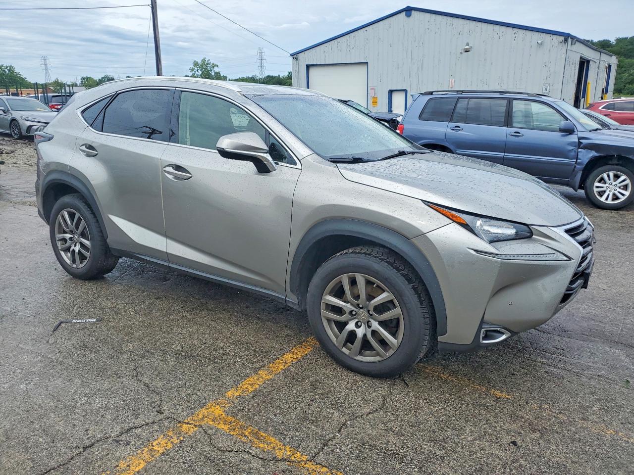 2015 Lexus Nx 200t Tan vin: JTJBARBZ5F2036136