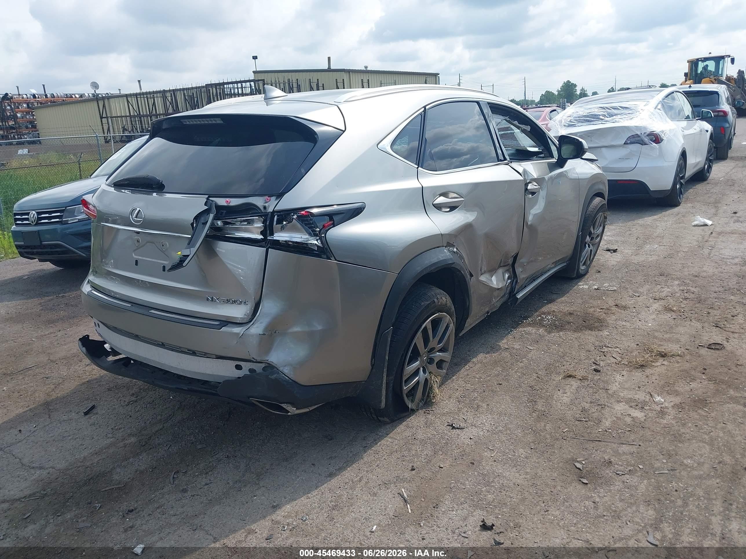 2015 Lexus Nx 200t   Silver vin: JTJBARBZ5F2042034