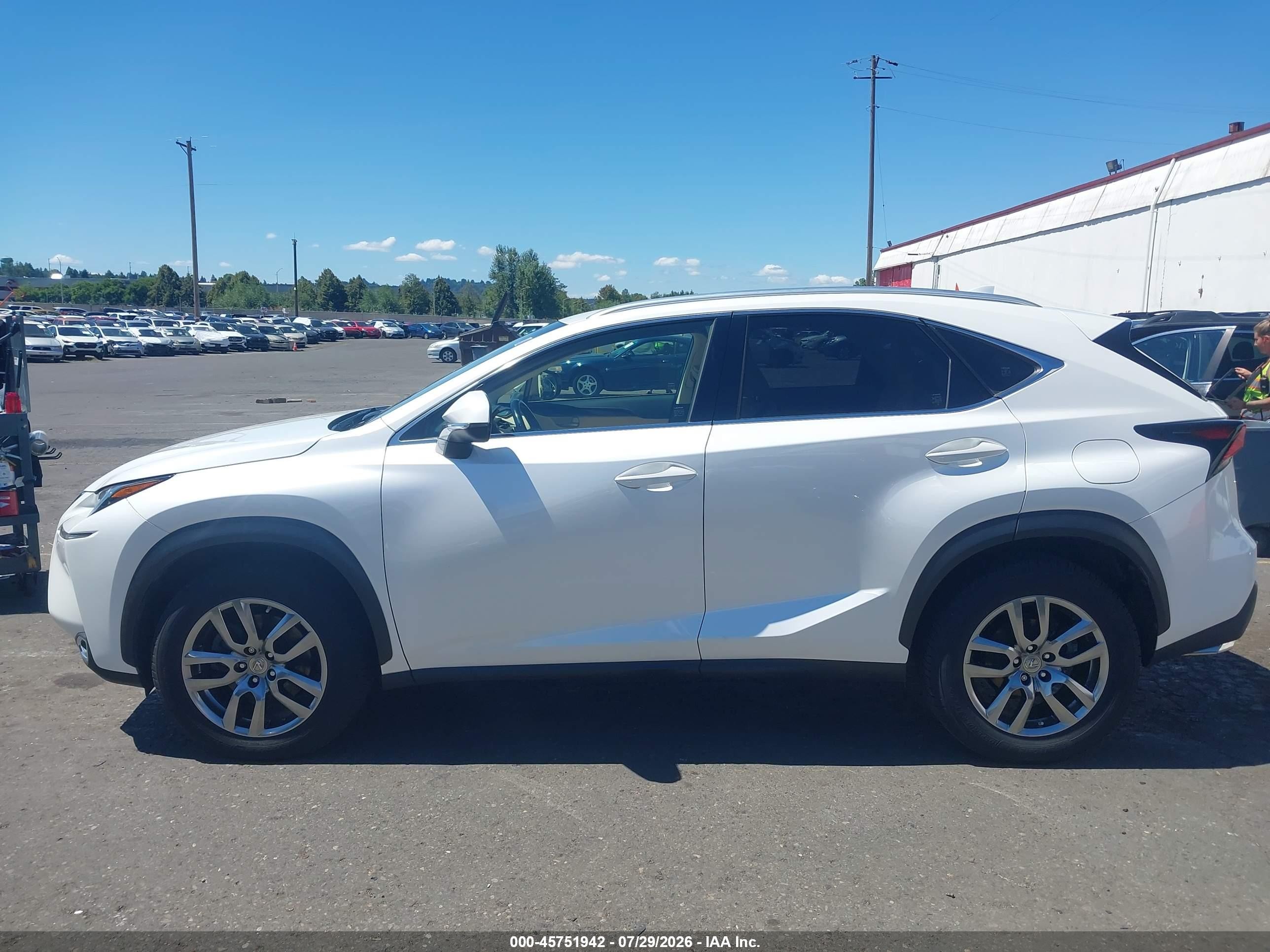 2015 Lexus Nx 200t White vin: JTJBARBZ6F2030569