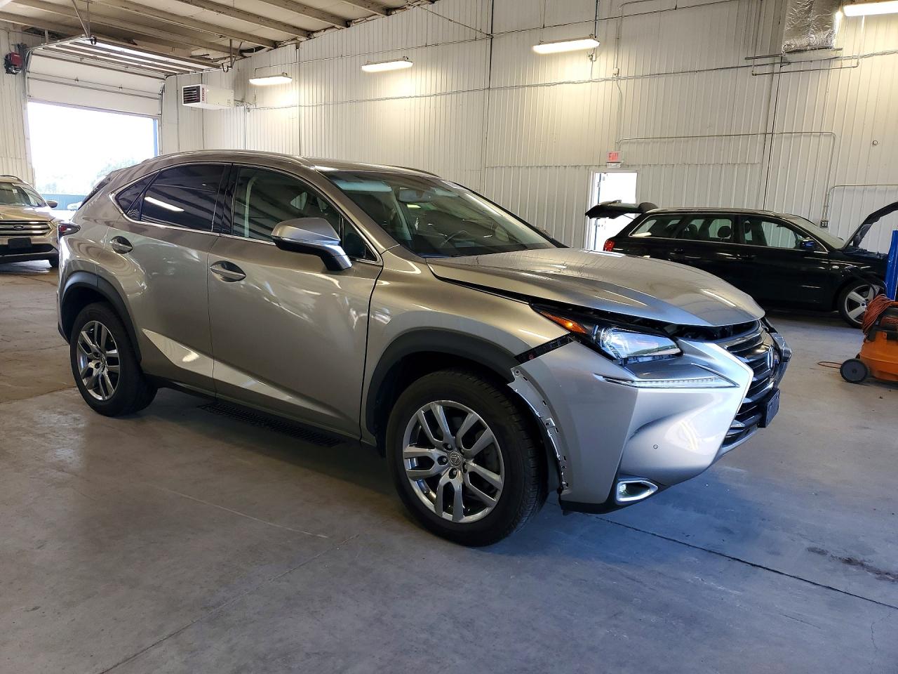 2016 Lexus Nx 200t Base Серый vin: JTJBARBZ6G2095522