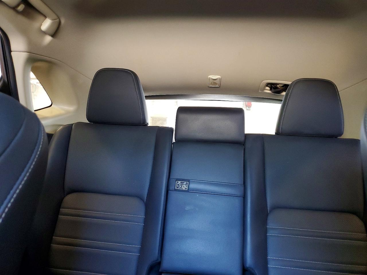 2016 Lexus Nx 200t Base Серый vin: JTJBARBZ6G2095522