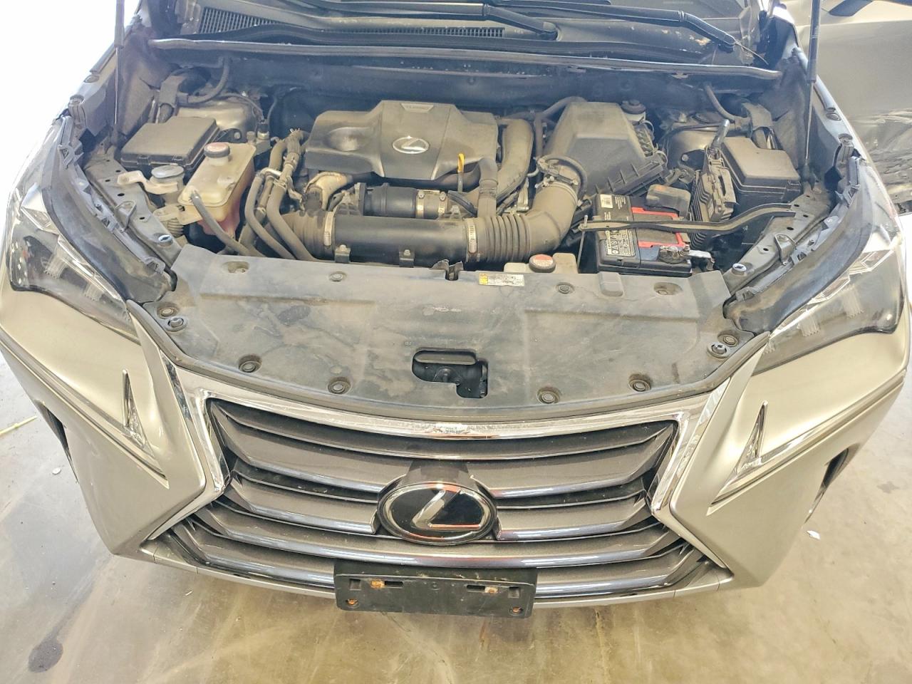 2015 Lexus Nx 200t Серебряный vin: JTJBARBZ7F2043489