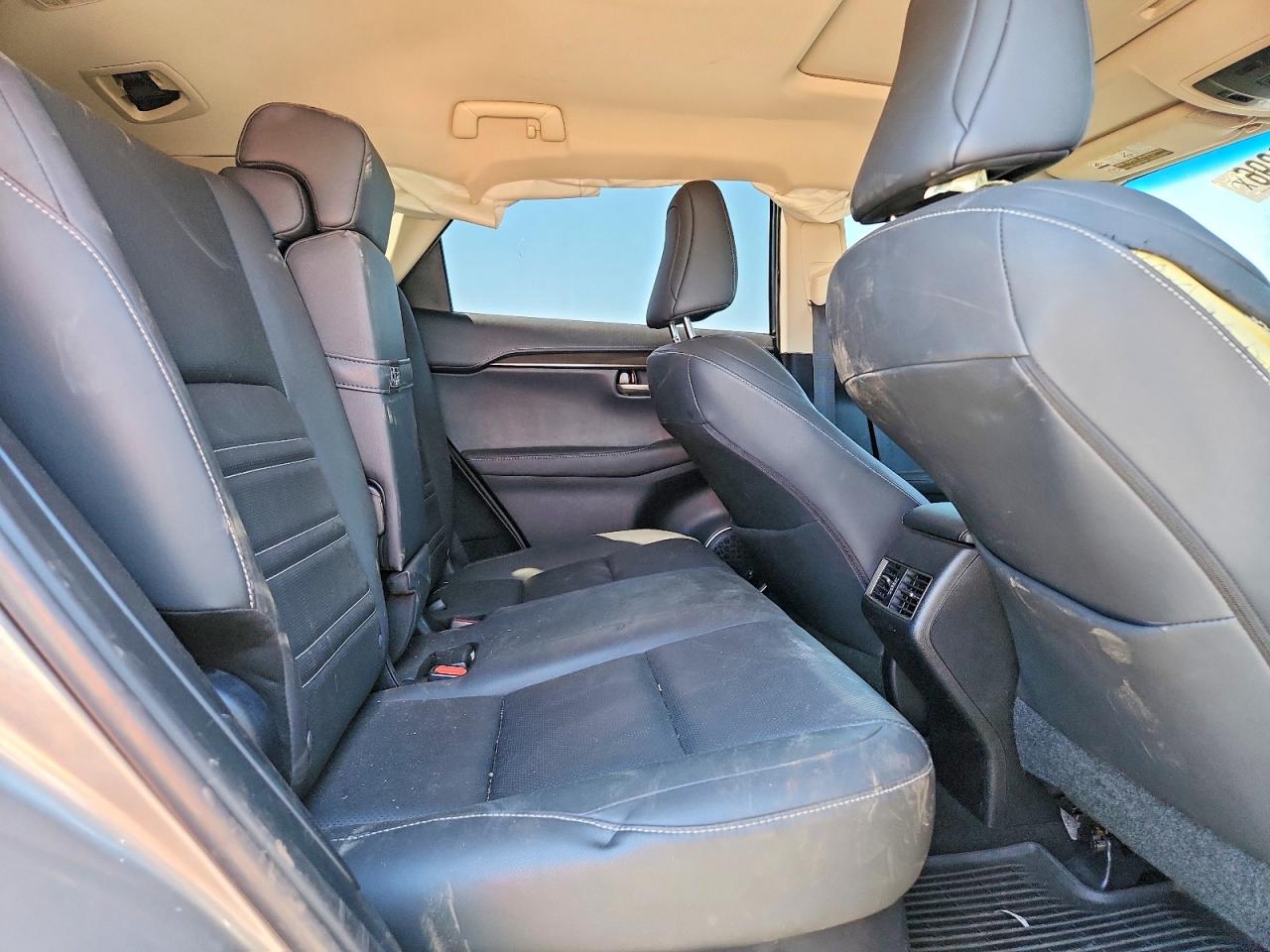 2015 Lexus Nx 200t Silver vin: JTJBARBZ8F2042092
