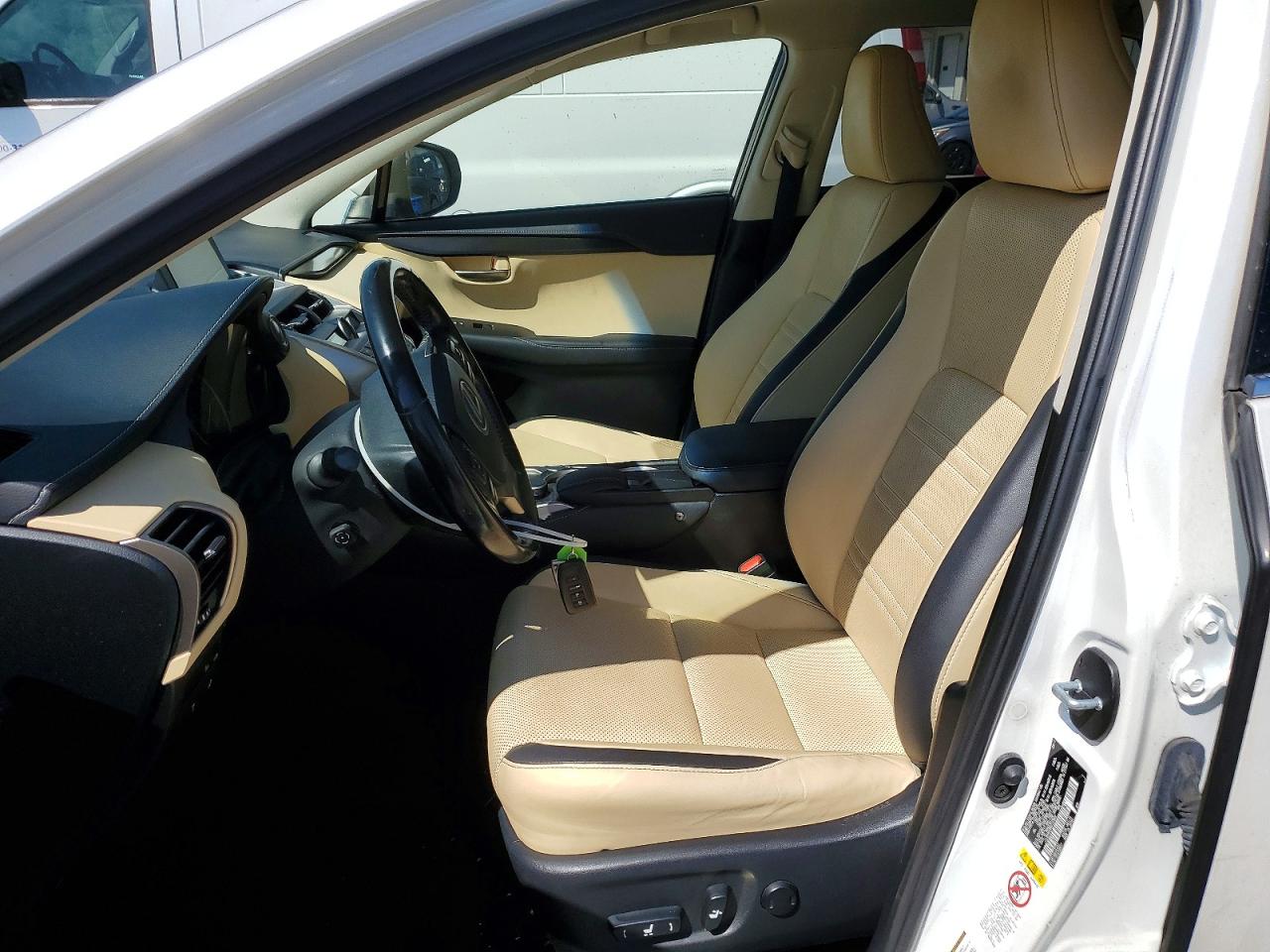 2017 Lexus Nx 200t Base White vin: JTJBARBZ8H2127842