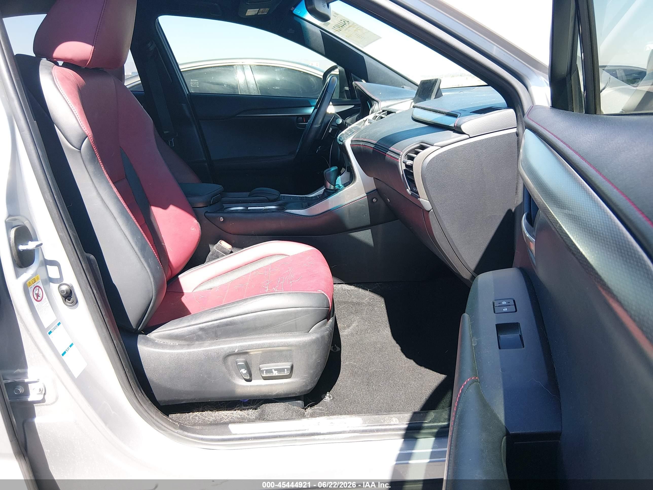 2015 Lexus Nx 200t F Sport Серебряный vin: JTJBARBZ9F2011904