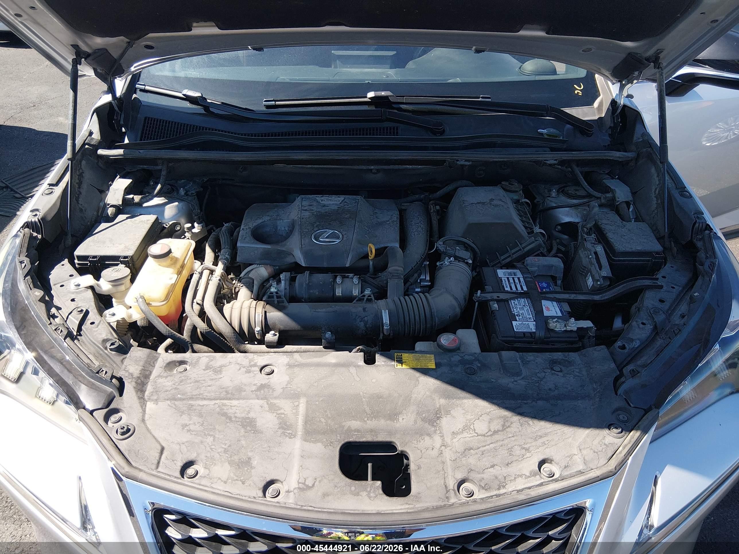 2015 Lexus Nx 200t F Sport Серебряный vin: JTJBARBZ9F2011904