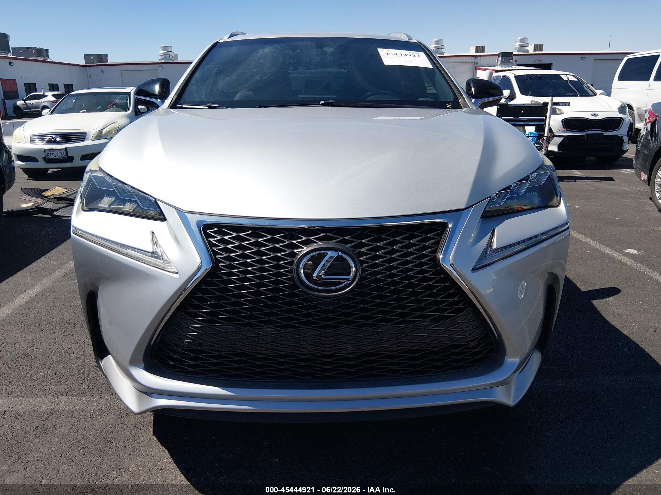 2015 Lexus Nx 200t F Sport Серебряный vin: JTJBARBZ9F2011904