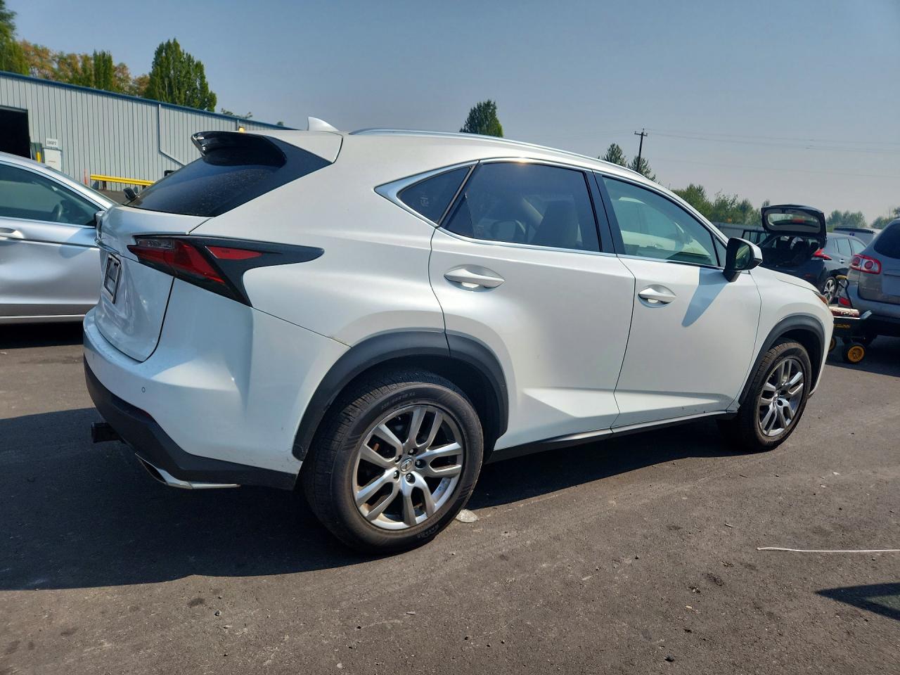 2015 Lexus Nx 200t Белый vin: JTJBARBZ9F2031408