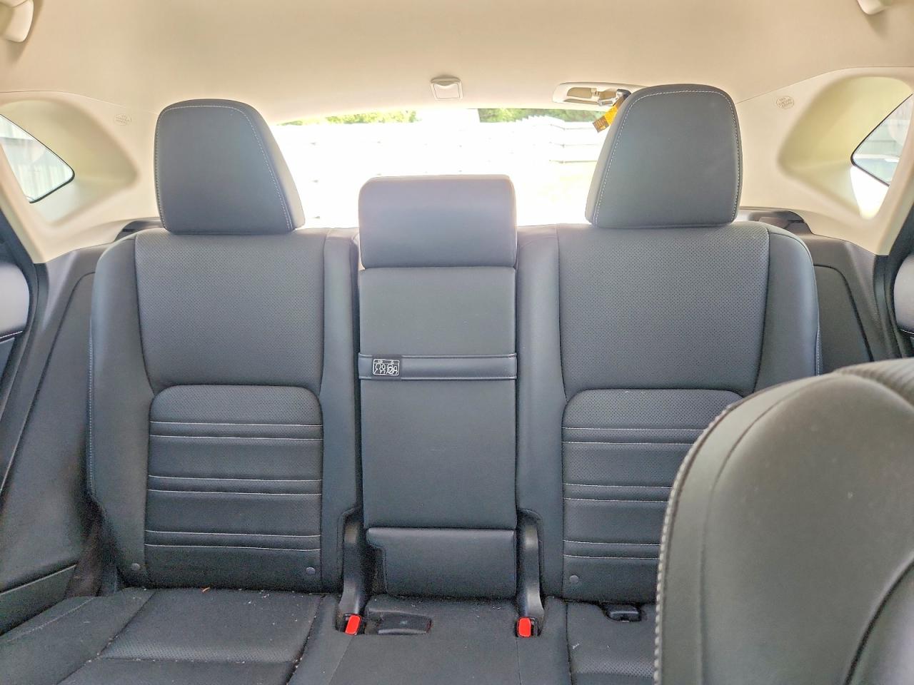 2015 Lexus Nx 200t Silver vin: JTJBARBZ9F2035605
