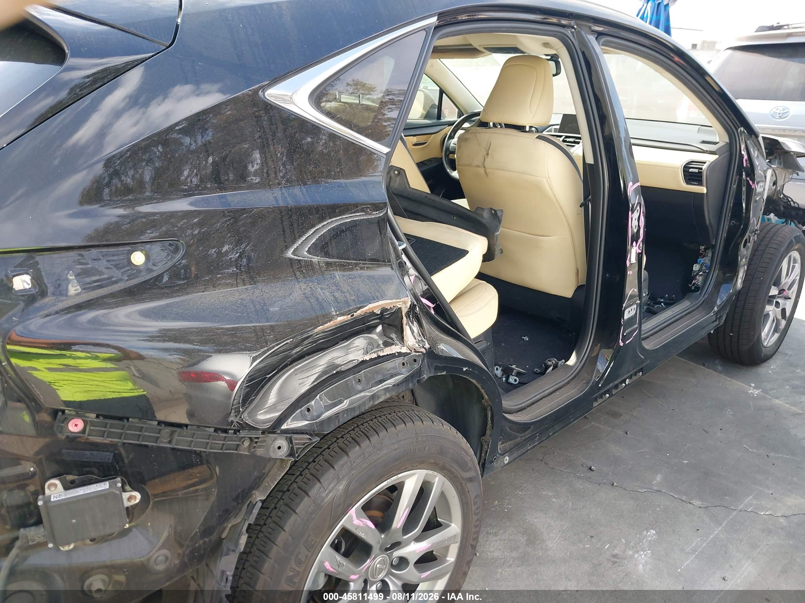 2015 Lexus Nx 200t   Черный vin: JTJBARBZ9F2041257