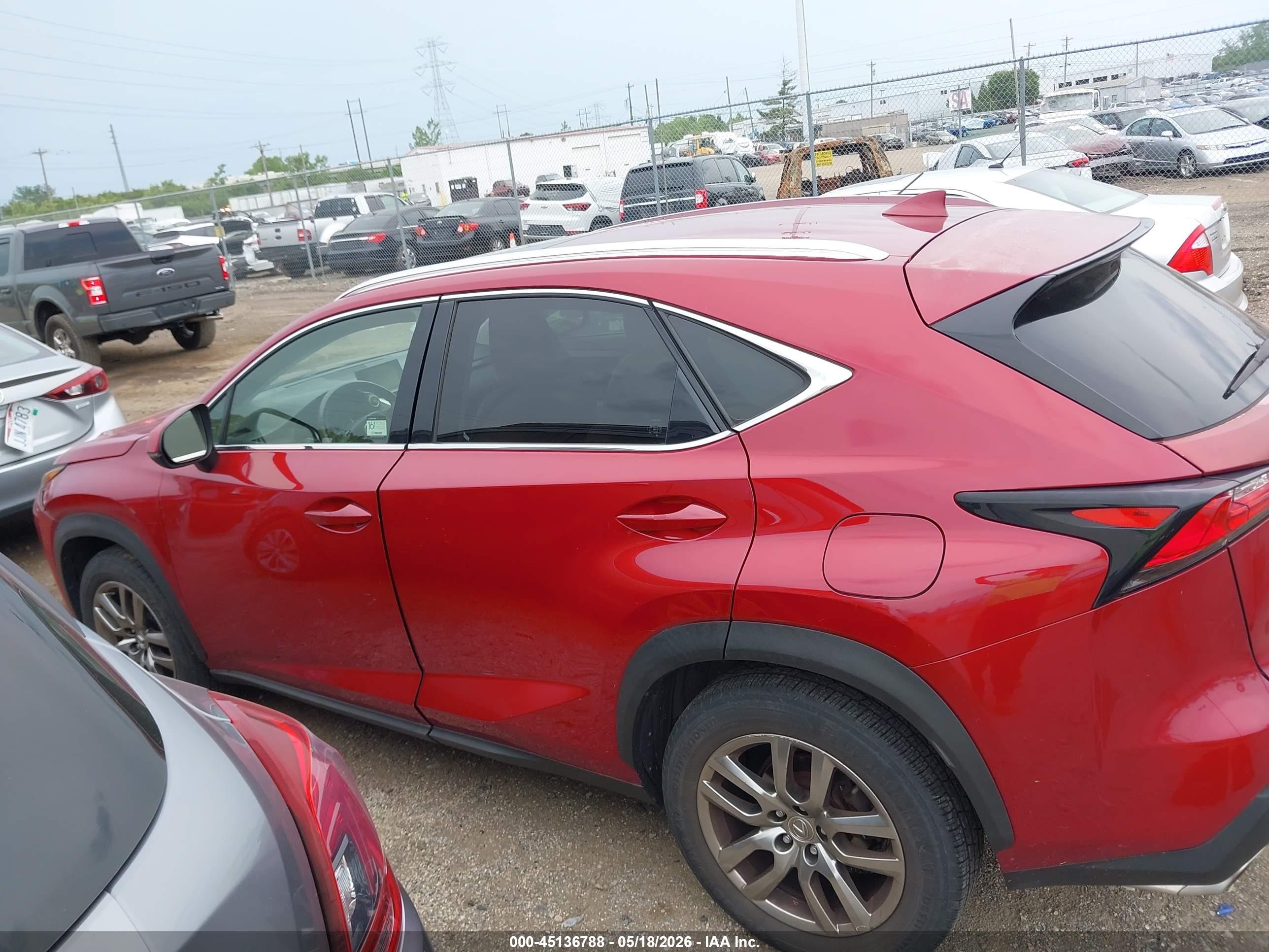 2015 Lexus Nx 200t   Красный vin: JTJBARBZXF2011426