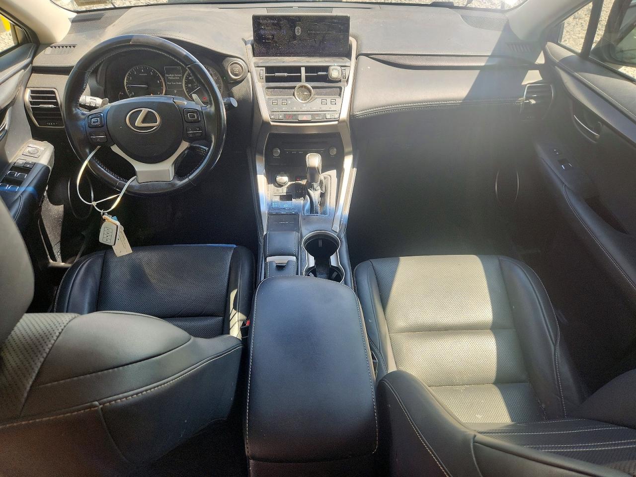 2018 Lexus Nx 300 Base Белый vin: JTJBARBZXJ2161335