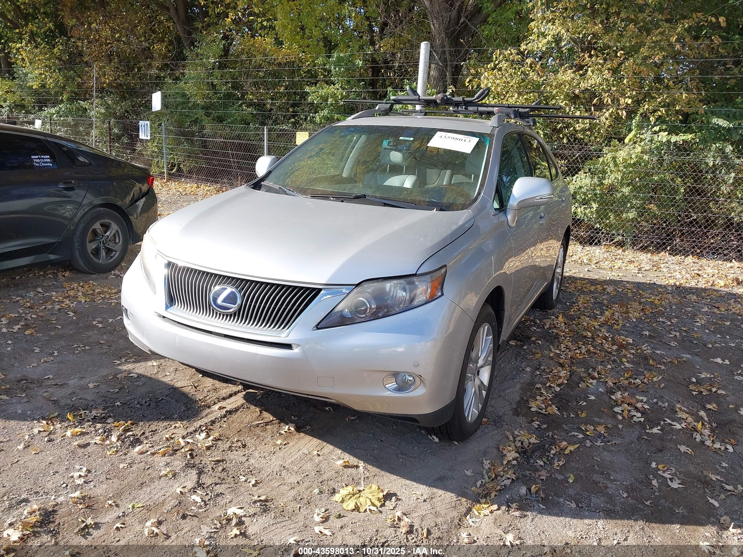 2010 Lexus Rx 450h   Silver vin: JTJBC1BA0A2005925