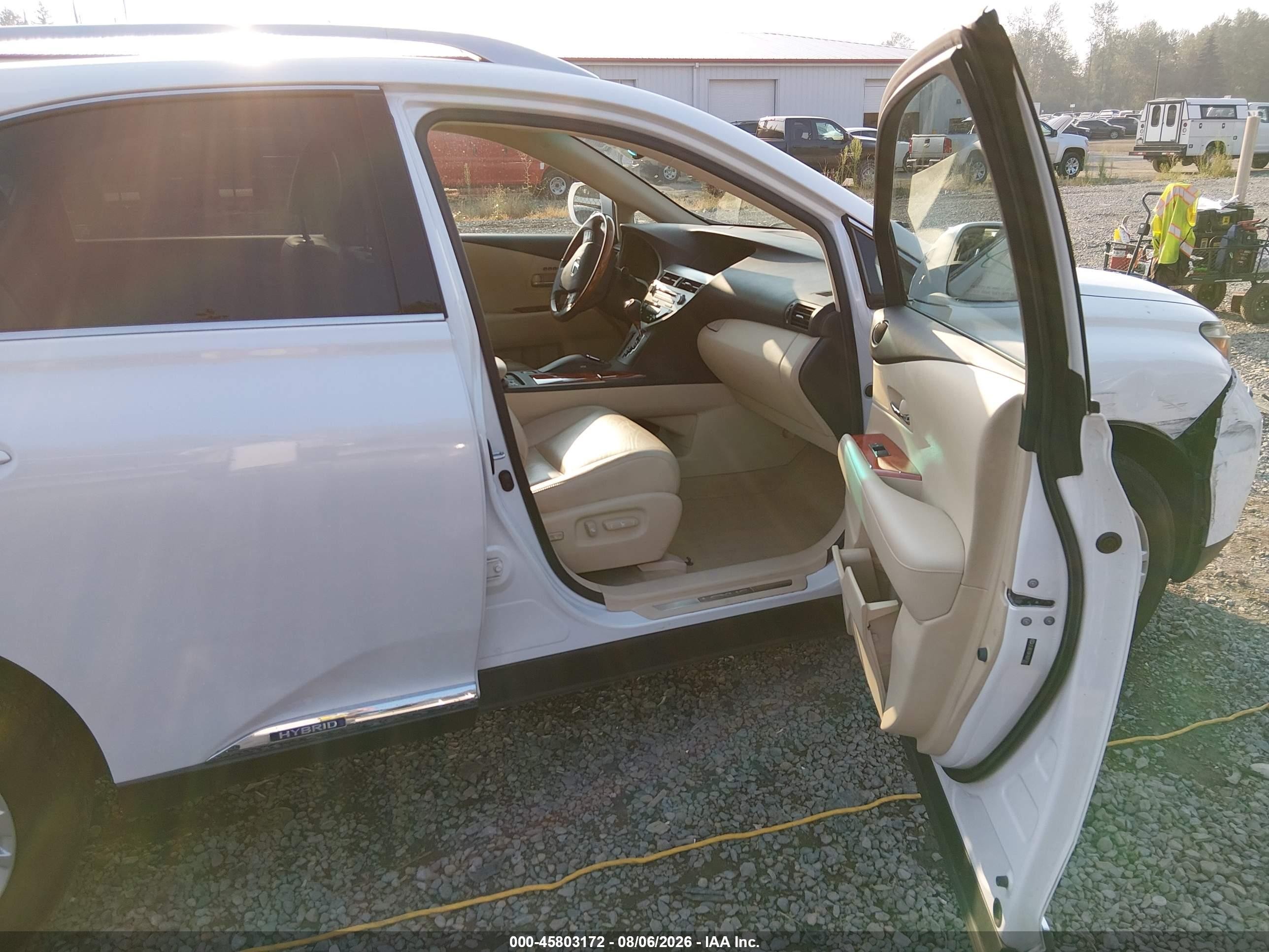 2010 Lexus Rx 450h   White vin: JTJBC1BA1A2012611