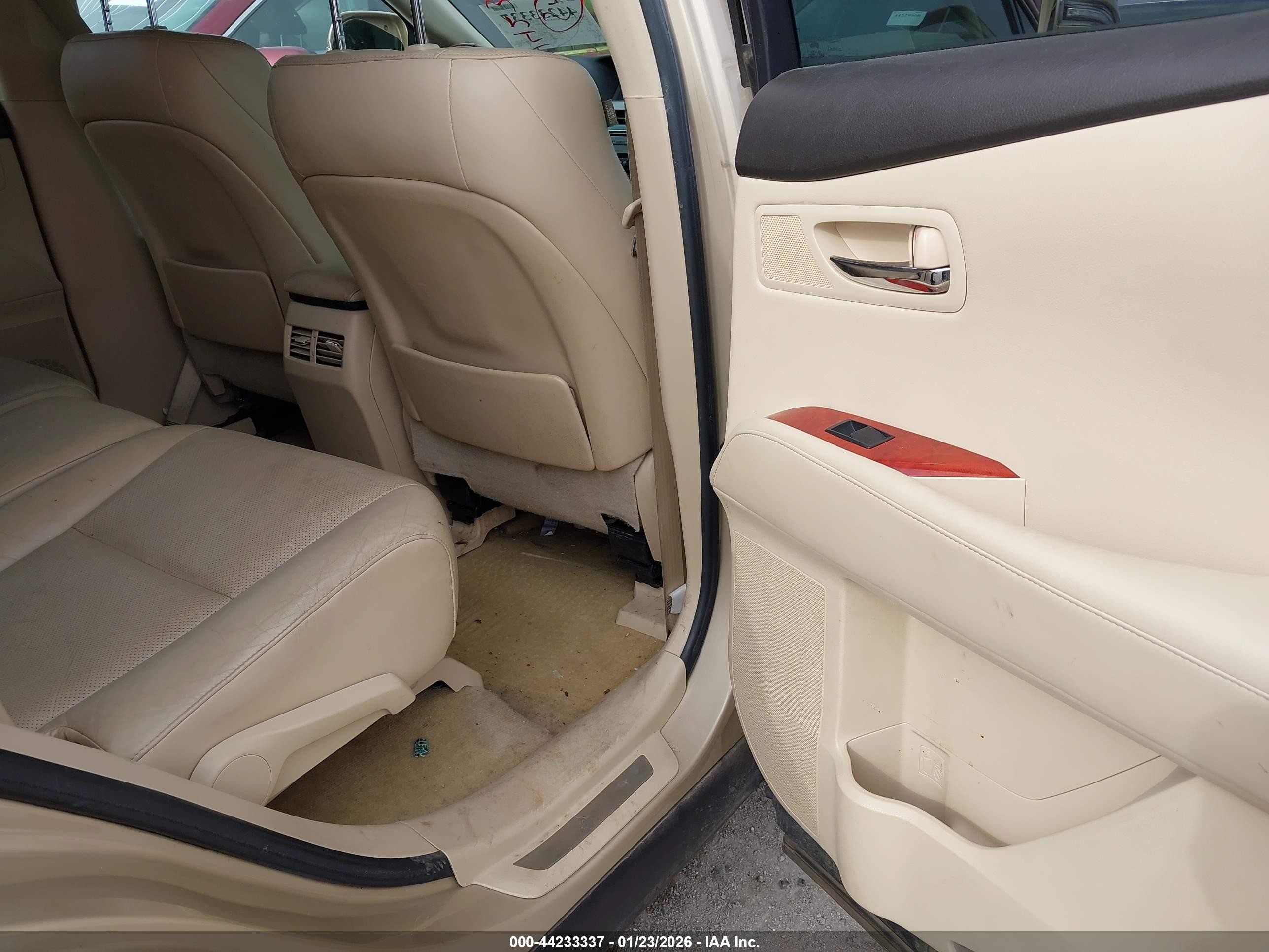 2010 Lexus Rx 450h Gold vin: JTJBC1BA2A2024024