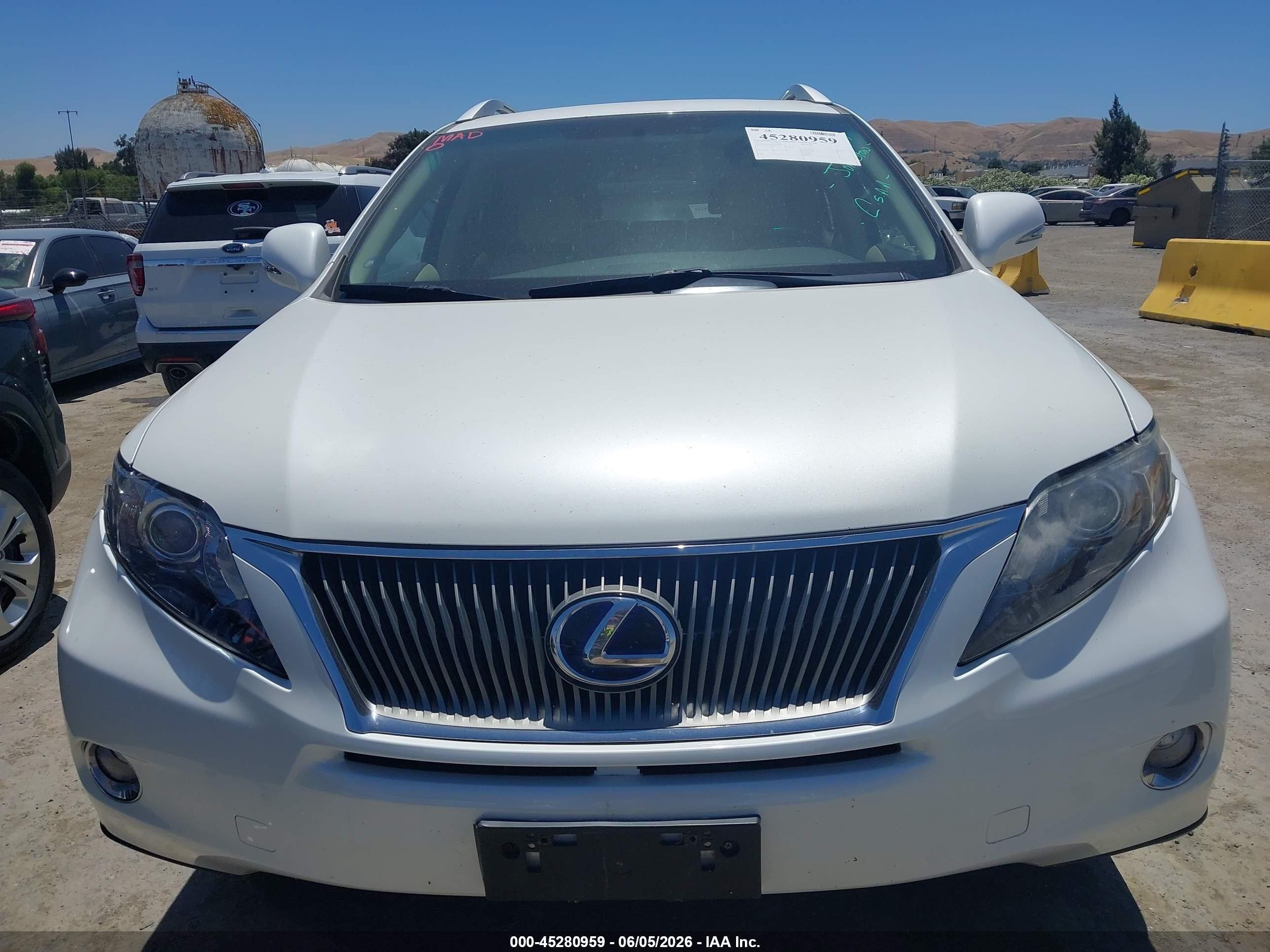 2011 Lexus Rx 450h   Белый vin: JTJBC1BA2B2032934