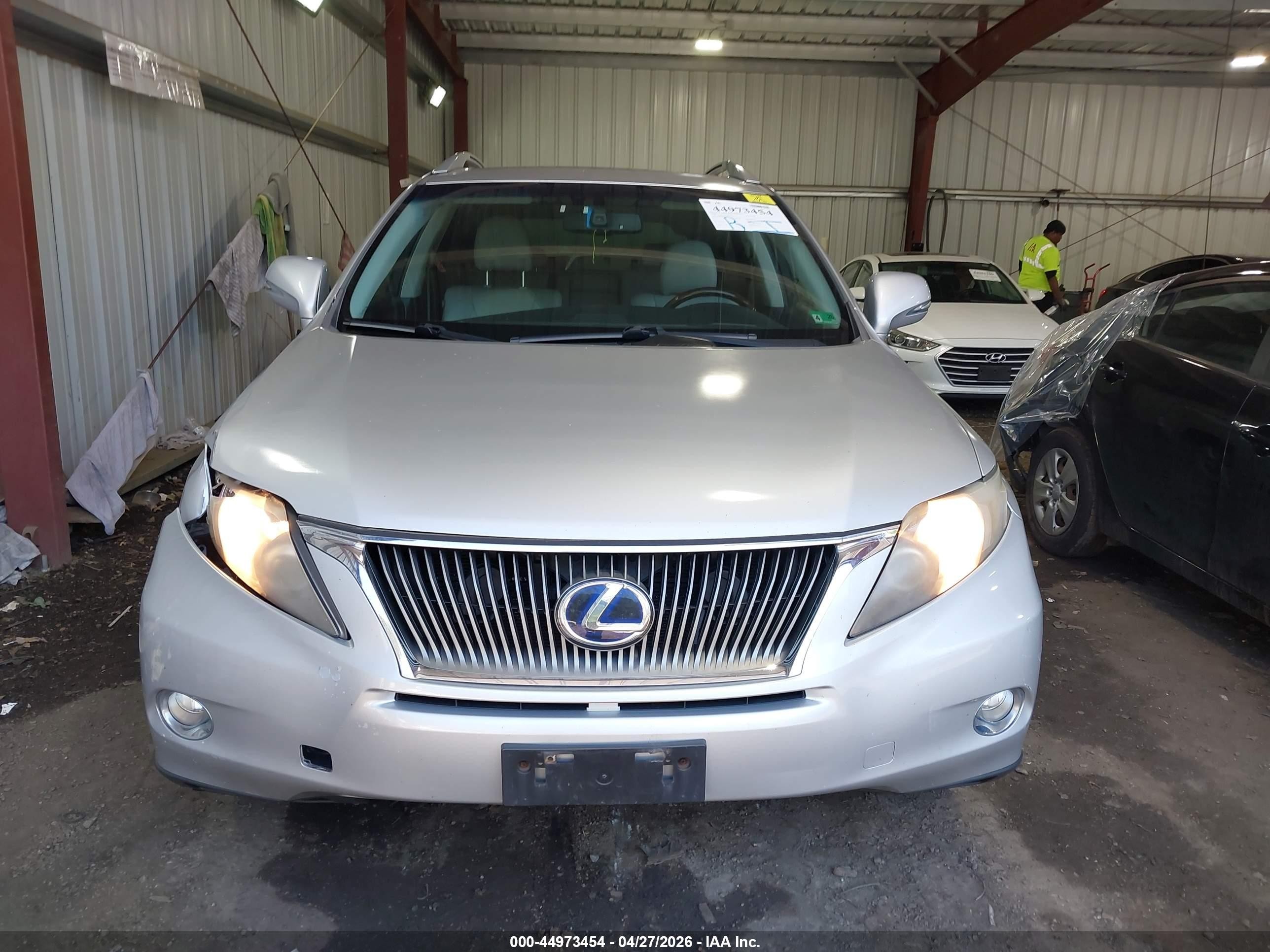2010 Lexus Rx 450h   Серебряный vin: JTJBC1BA3A2003666