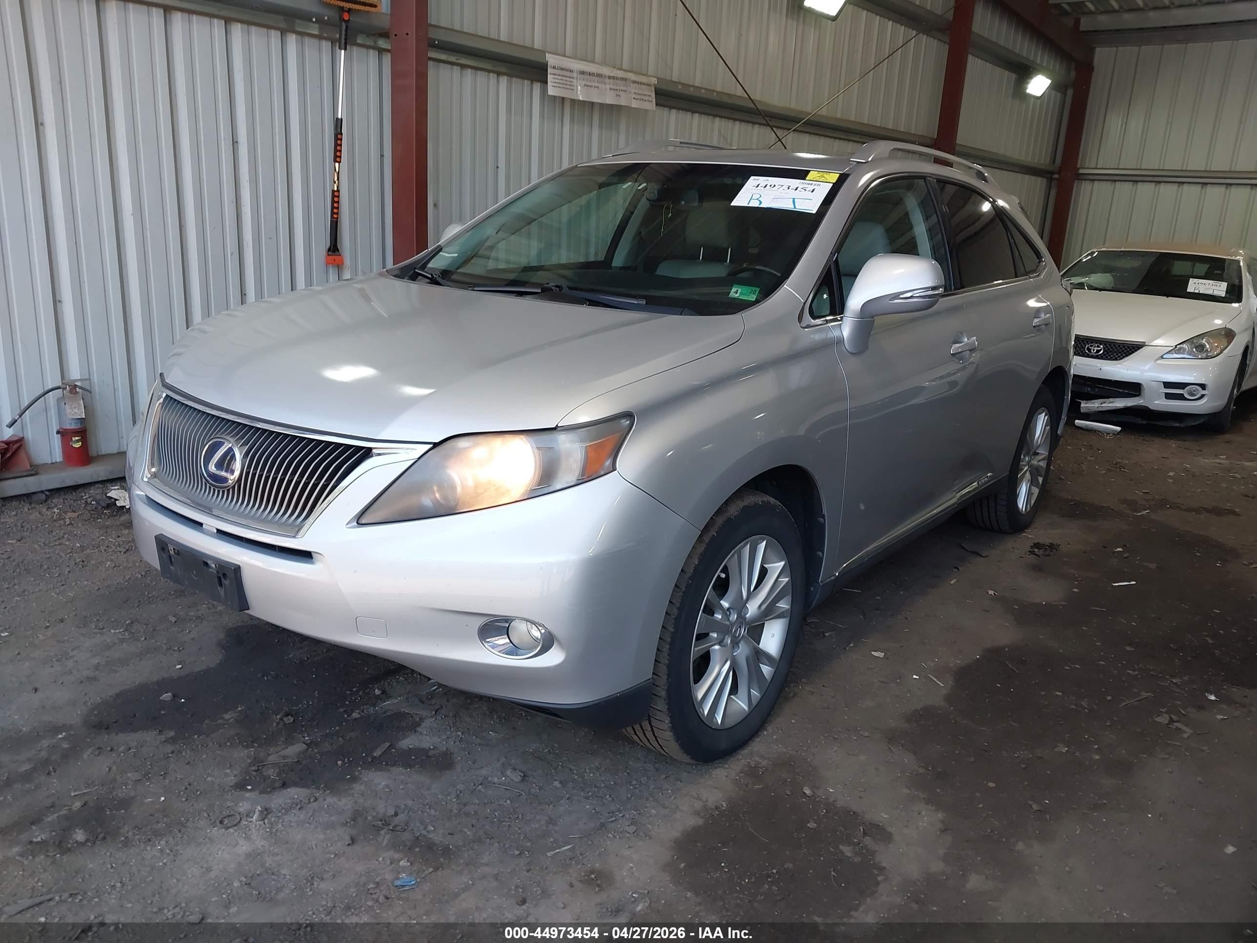 2010 Lexus Rx 450h   Серебряный vin: JTJBC1BA3A2003666