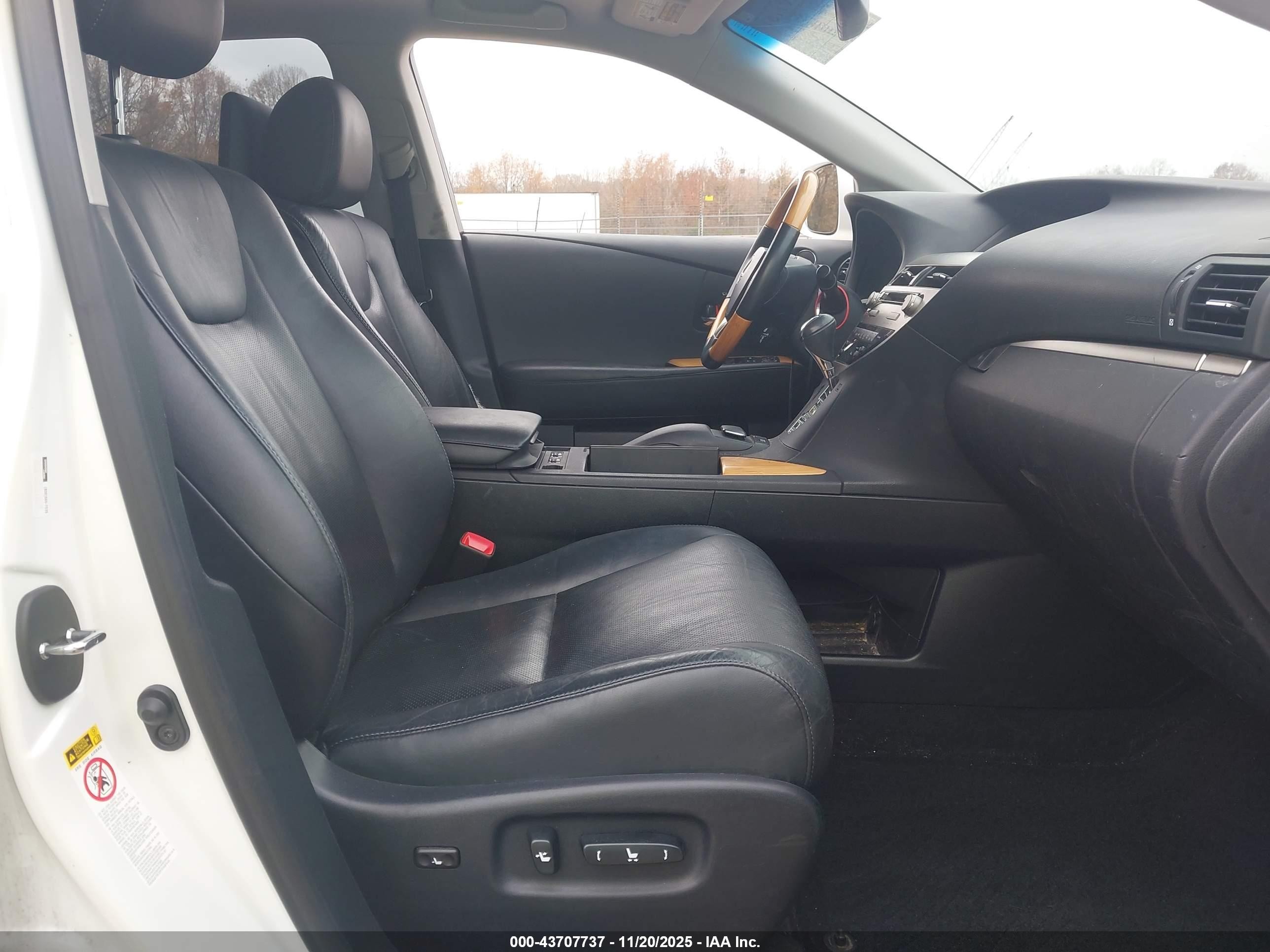 2014 Lexus Rx 450h   White vin: JTJBC1BA4E2458533