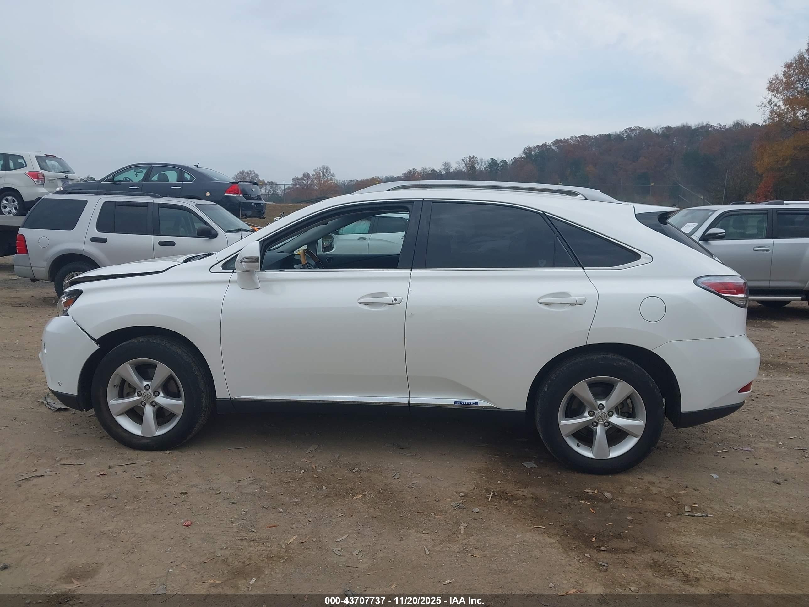 2014 Lexus Rx 450h   White vin: JTJBC1BA4E2458533