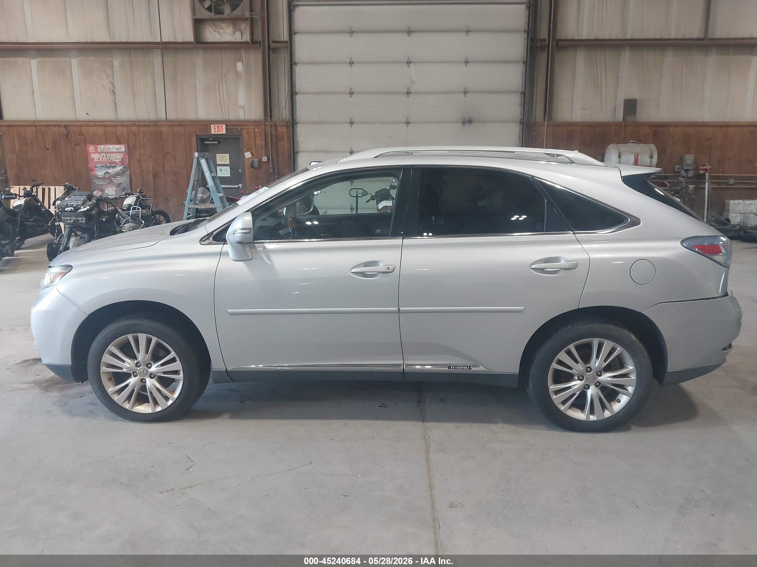 2010 Lexus Rx 450h   Silver vin: JTJBC1BA5A2009792