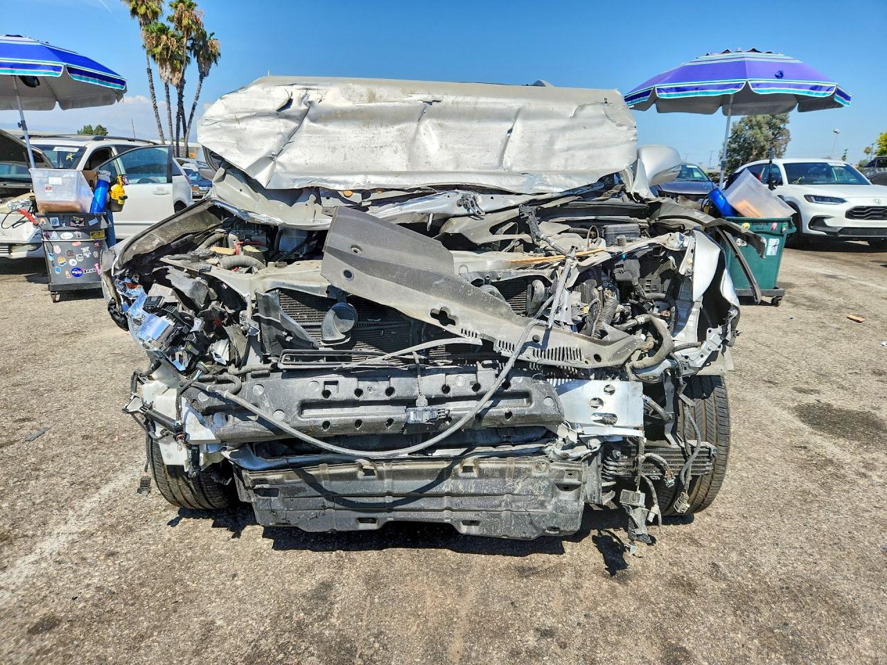 2011 Lexus Rx 450h Silver vin: JTJBC1BA5B2040087