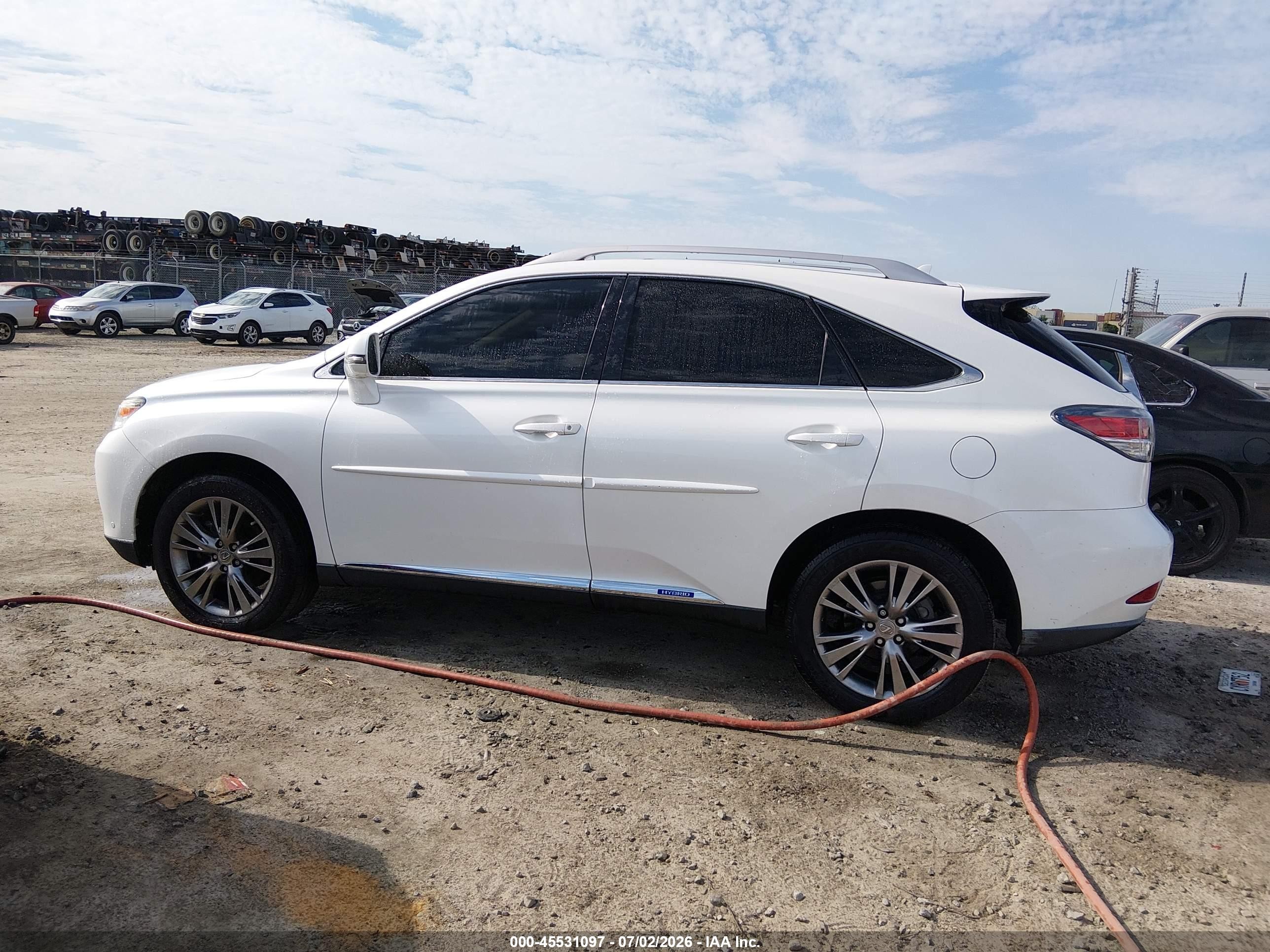 2013 Lexus Rx 450h   Белый vin: JTJBC1BA5D2055157