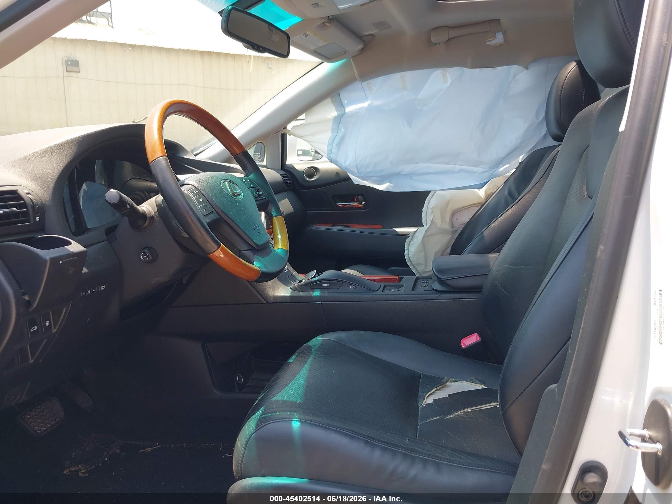 2012 Lexus Rx 450h   White vin: JTJBC1BA6C2425367