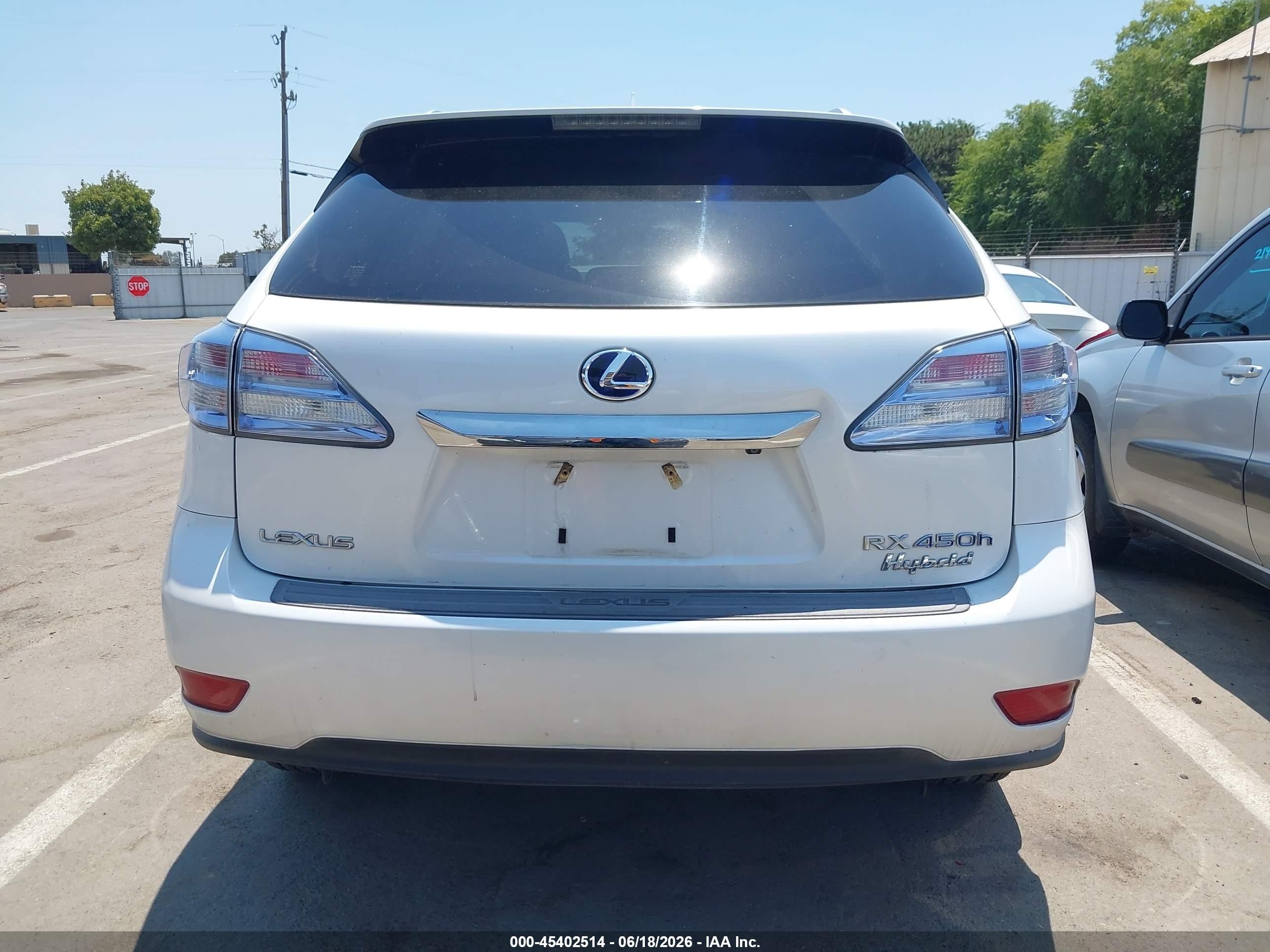 2012 Lexus Rx 450h   White vin: JTJBC1BA6C2425367