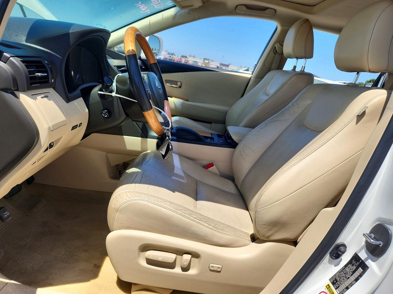 2014 Lexus Rx 450h White vin: JTJBC1BA6E2458579