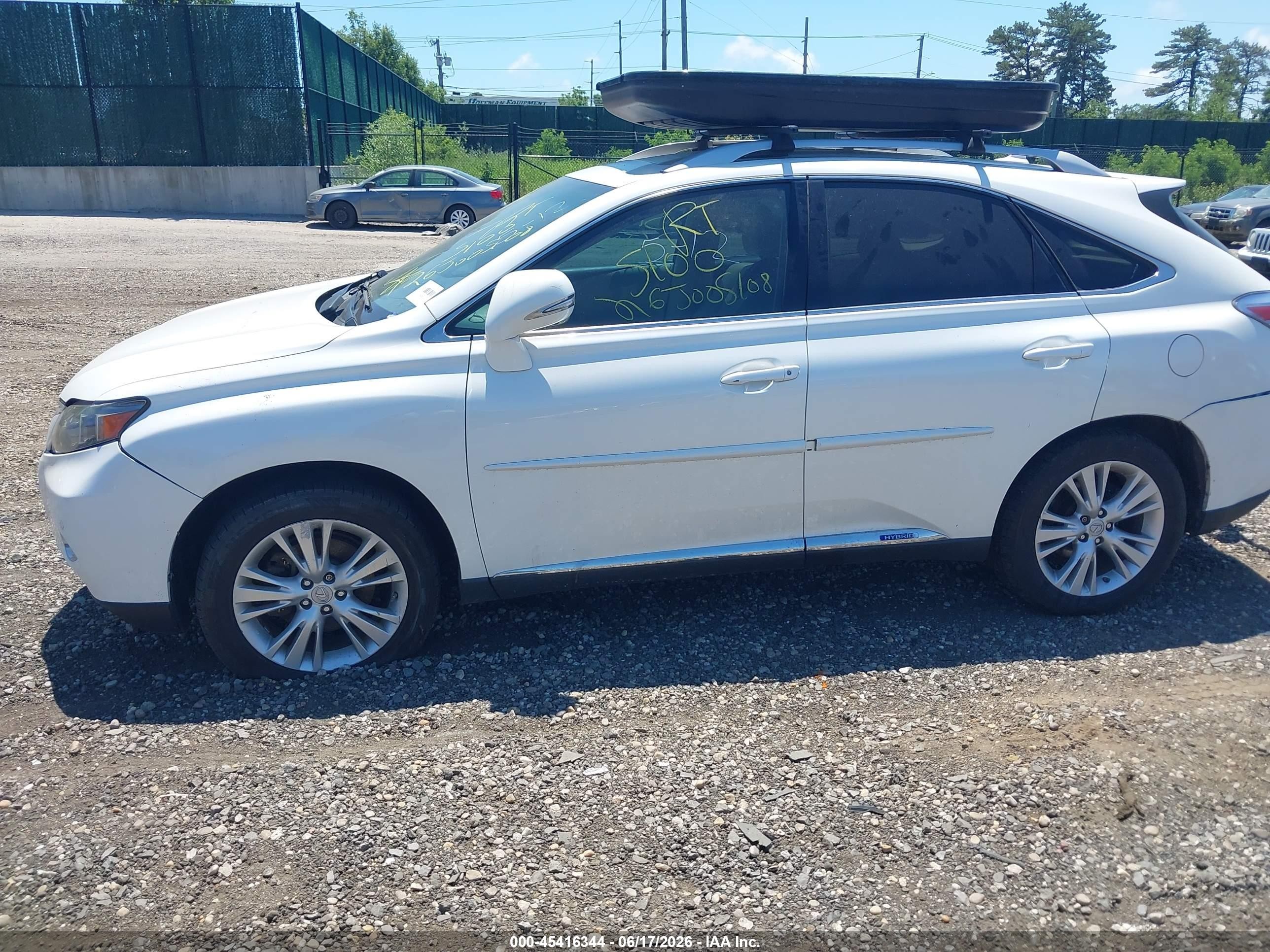 2012 Lexus Rx 450h   White vin: JTJBC1BA7C2426396