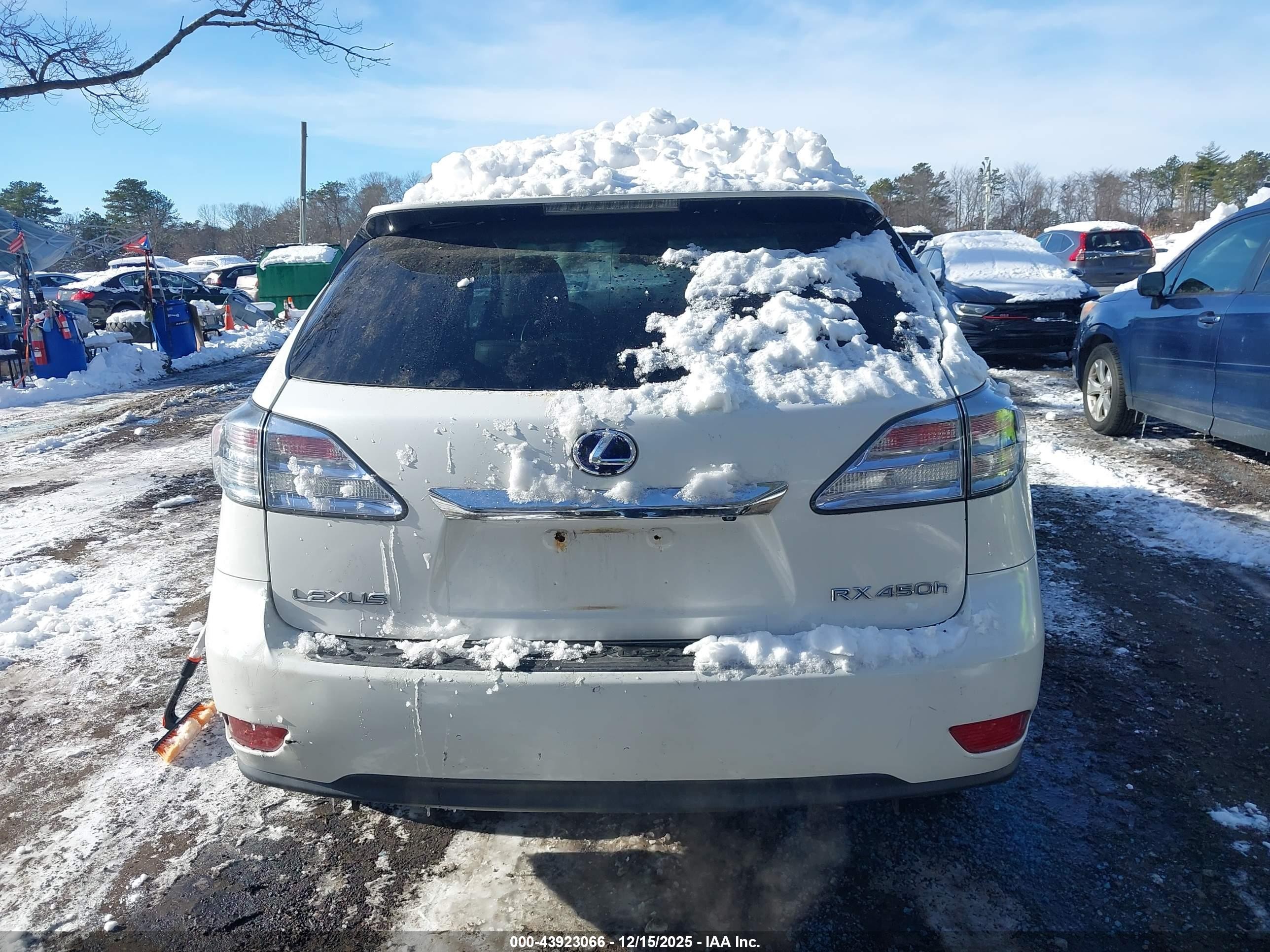 2010 Lexus Rx 450h   White vin: JTJBC1BA8A2006031