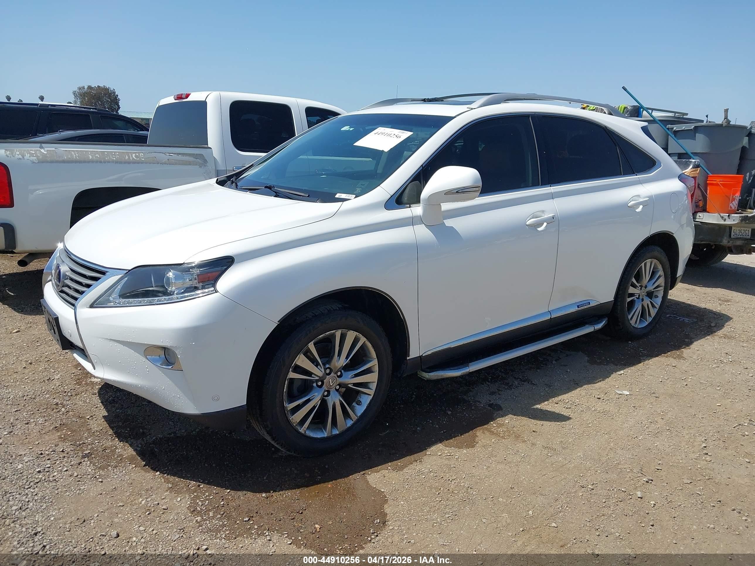 2014 Lexus Rx 450h   White vin: JTJBC1BA9E2458026