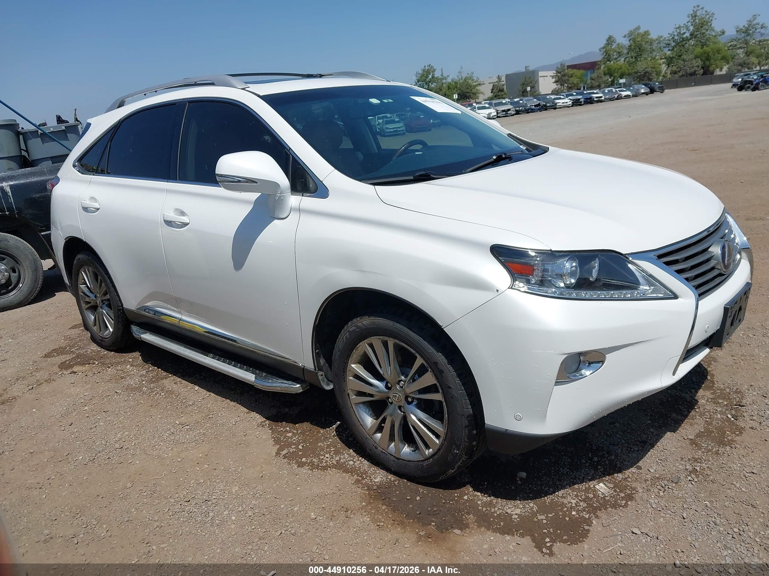 2014 Lexus Rx 450h   White vin: JTJBC1BA9E2458026