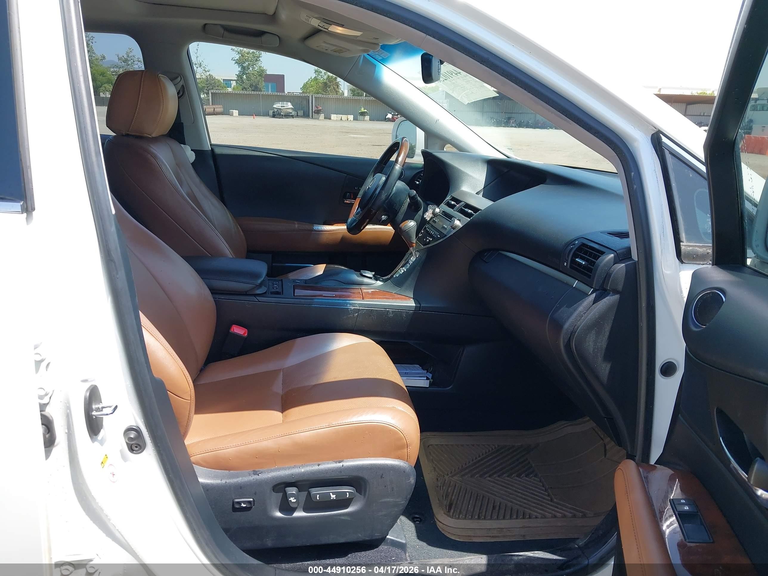 2014 Lexus Rx 450h   White vin: JTJBC1BA9E2458026