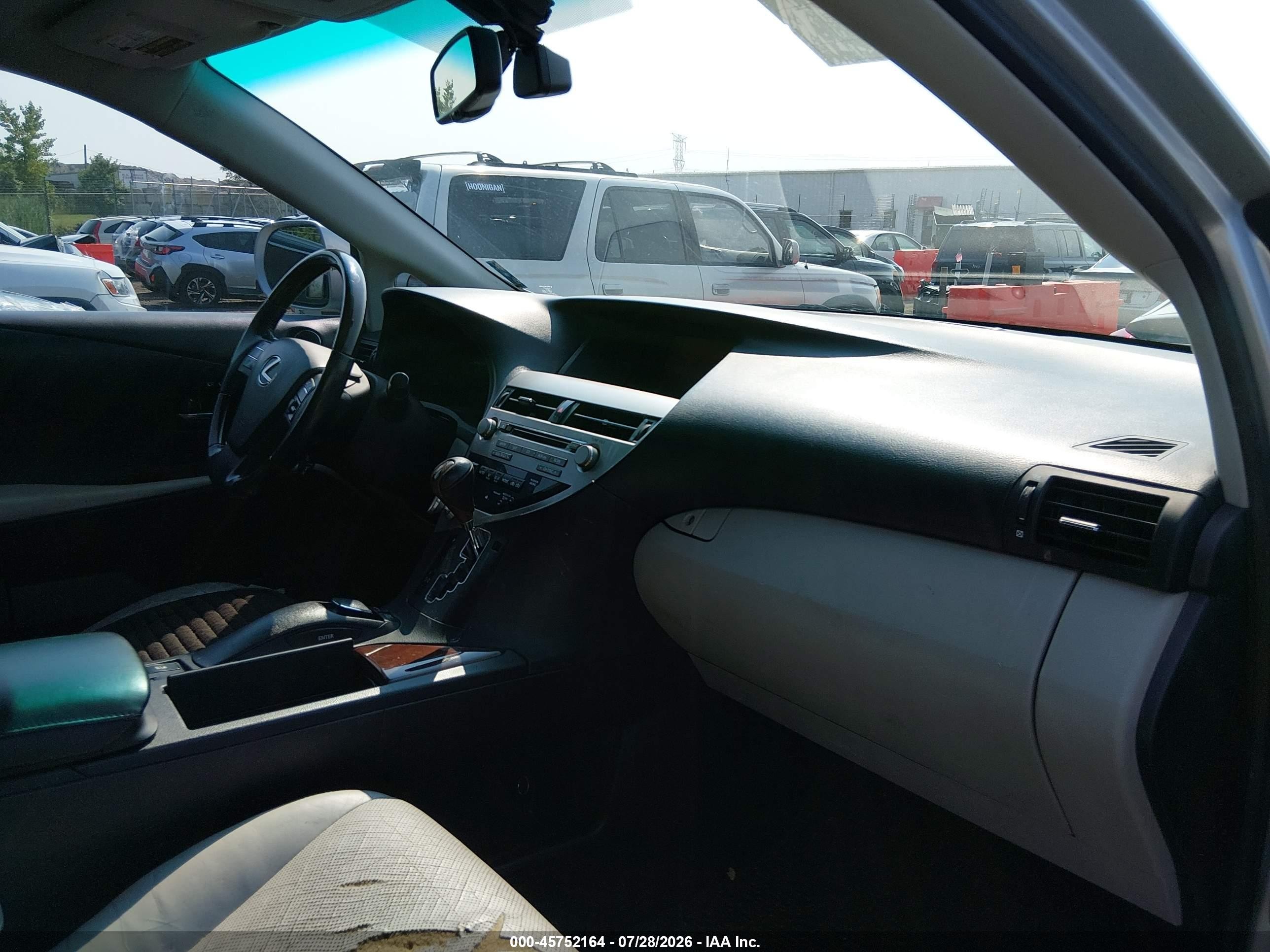 2011 Lexus Rx 450h   Silver vin: JTJBC1BAXB2036567