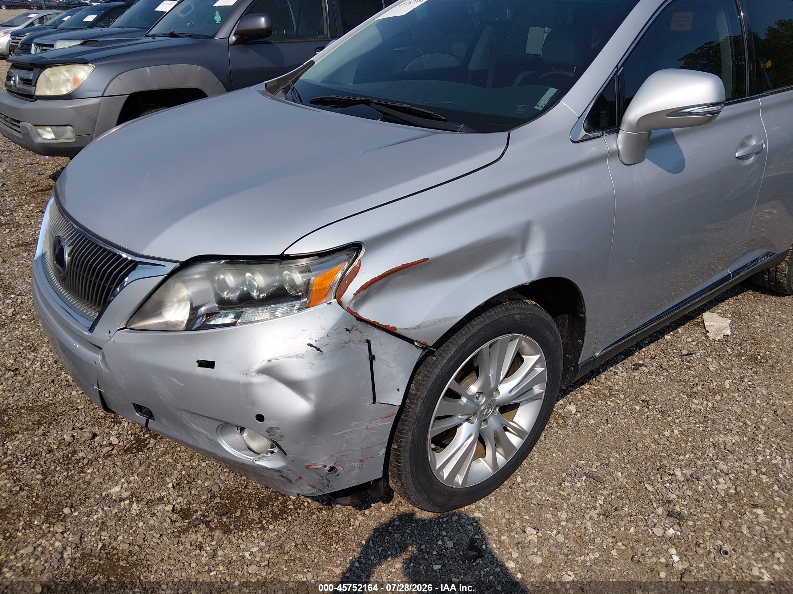 2011 Lexus Rx 450h   Silver vin: JTJBC1BAXB2036567