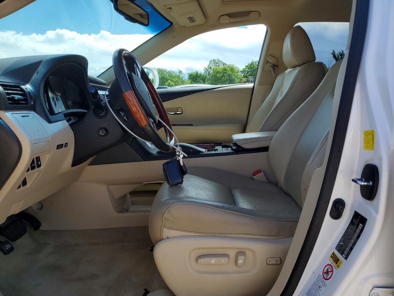 2011 Lexus Rx 450h White vin: JTJBC1BAXB2043163