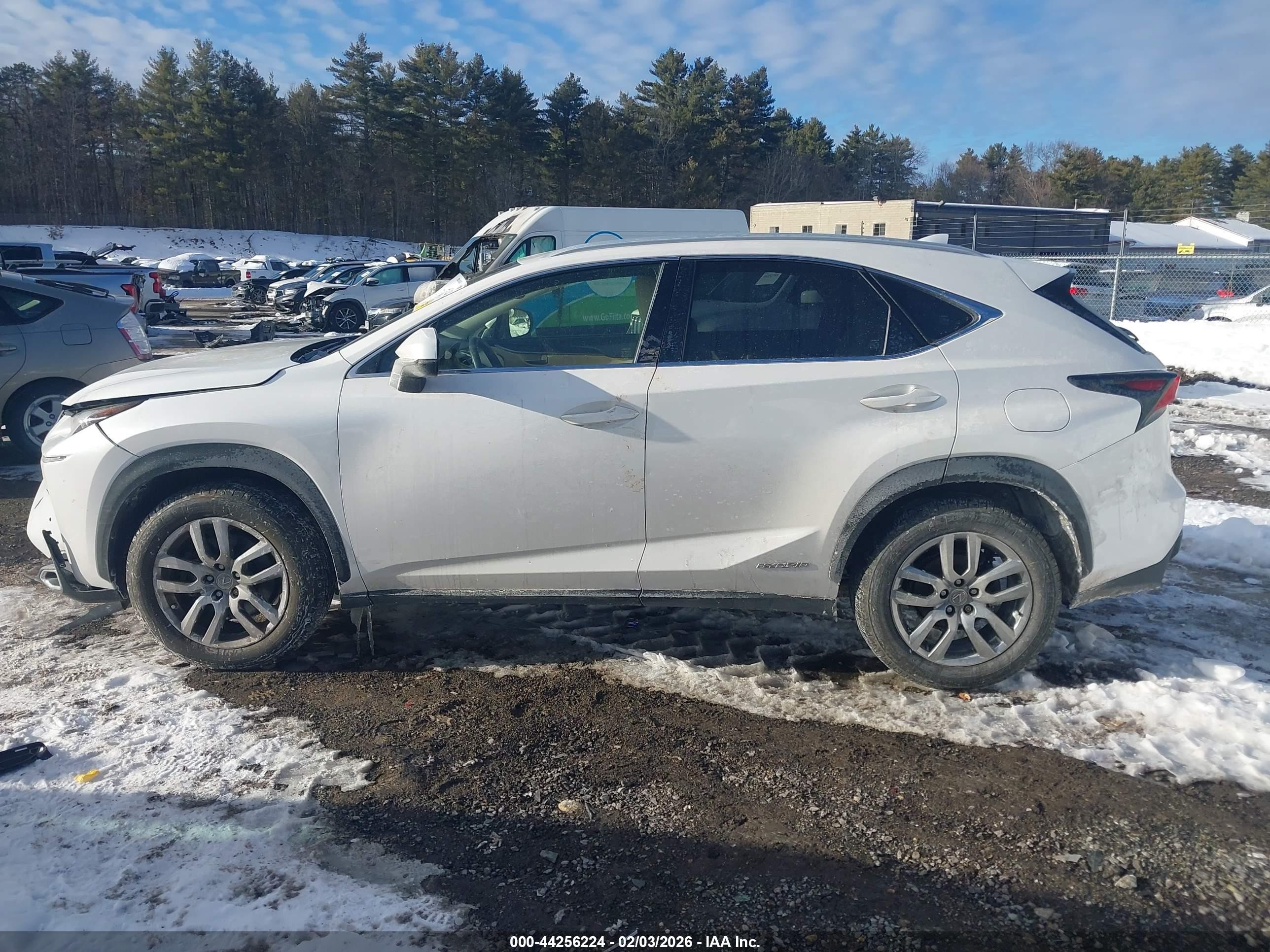 2015 Lexus Nx 300h   White vin: JTJBJRBZ2F2025837