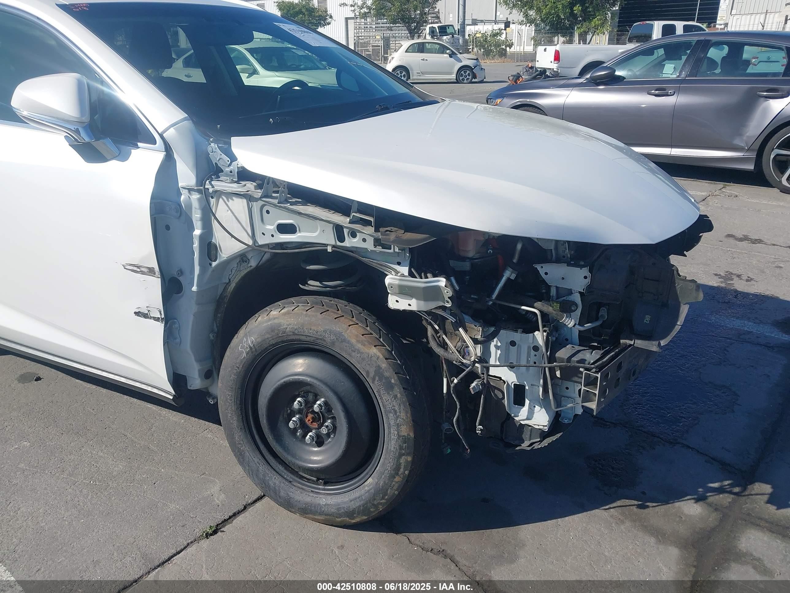 2015 Lexus Nx 300h   White vin: JTJBJRBZ6F2028997