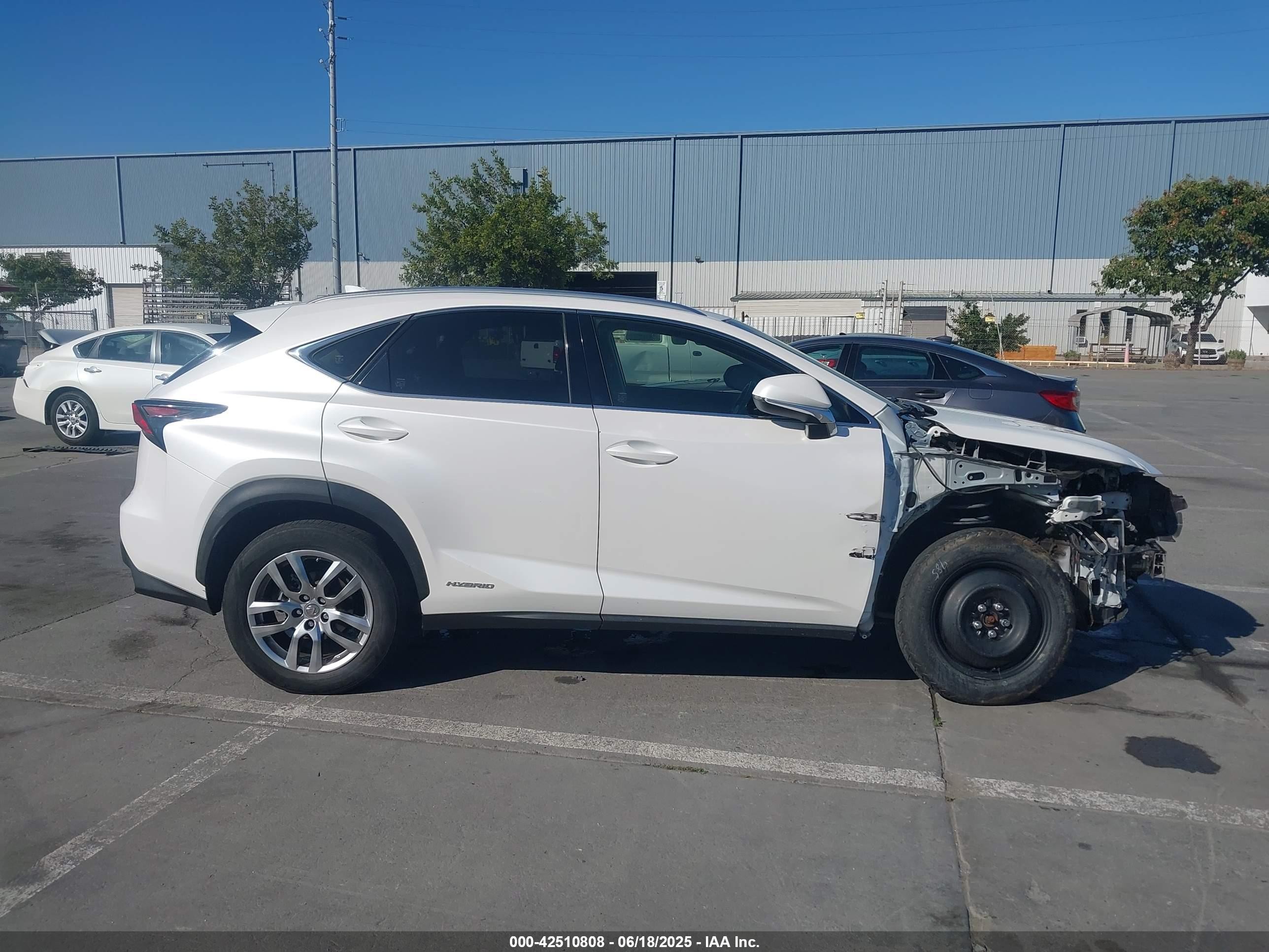 2015 Lexus Nx 300h   White vin: JTJBJRBZ6F2028997