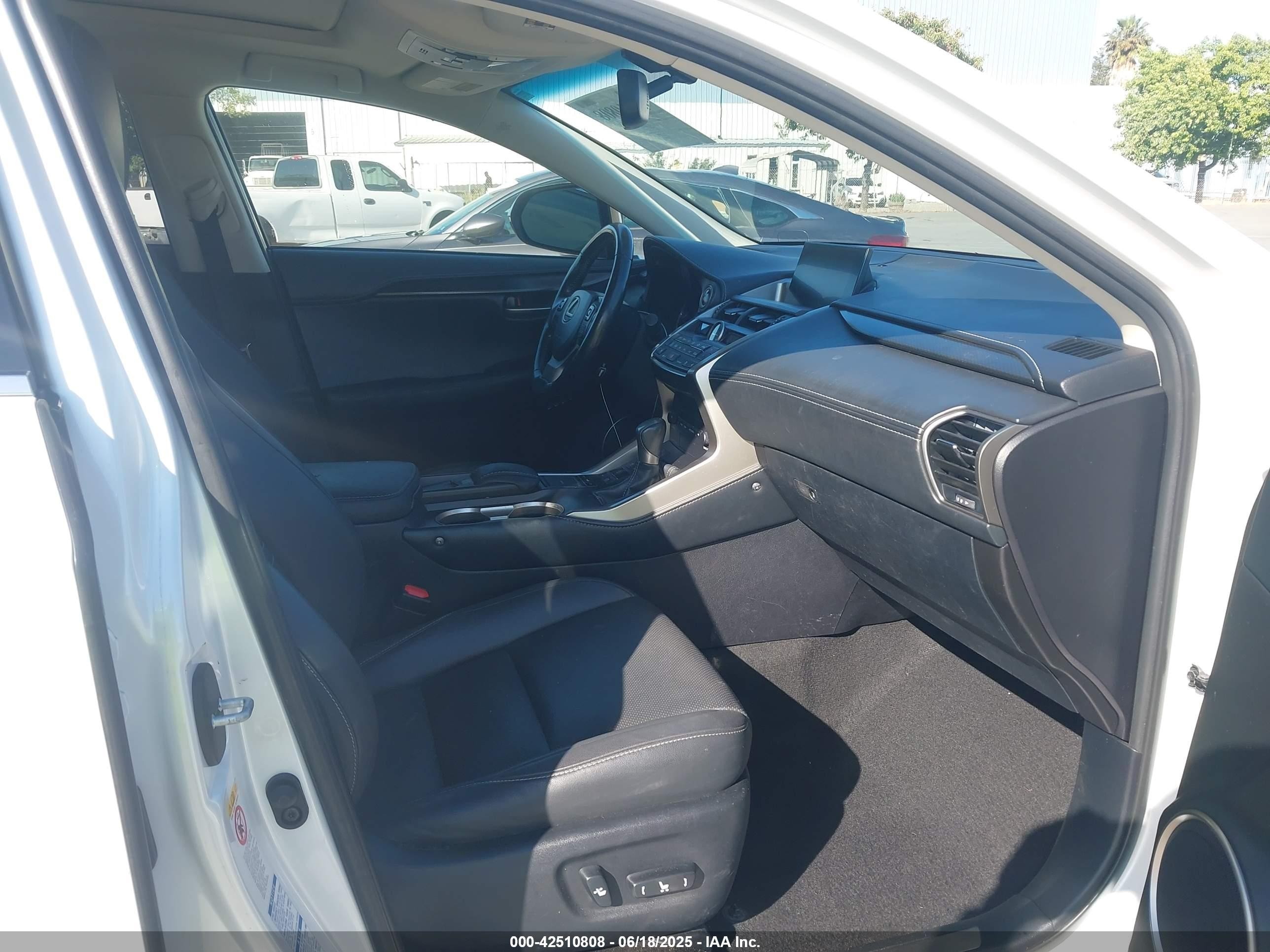 2015 Lexus Nx 300h   White vin: JTJBJRBZ6F2028997