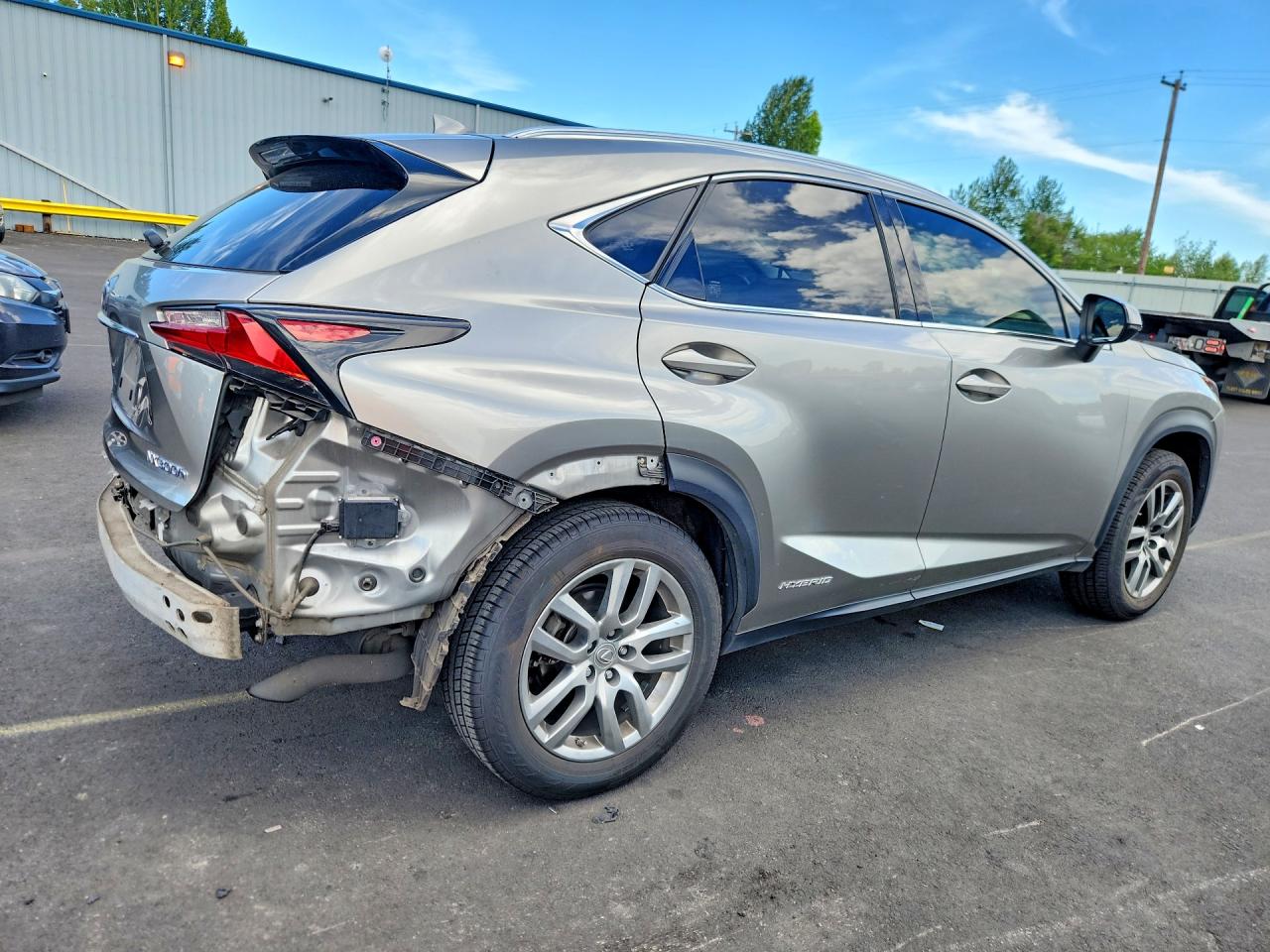 2015 Lexus Nx 300h Серебряный vin: JTJBJRBZ8F2024479
