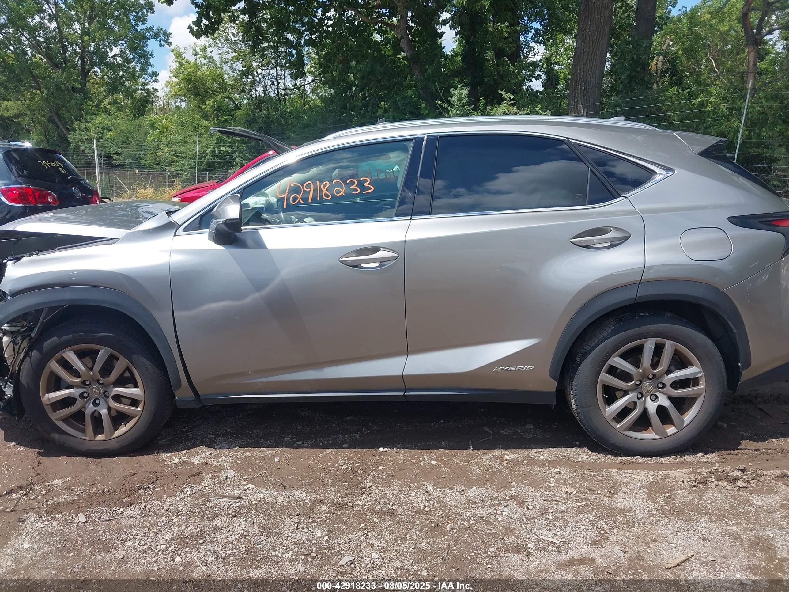 2015 Lexus Nx 300h   Silver vin: JTJBJRBZXF2008588